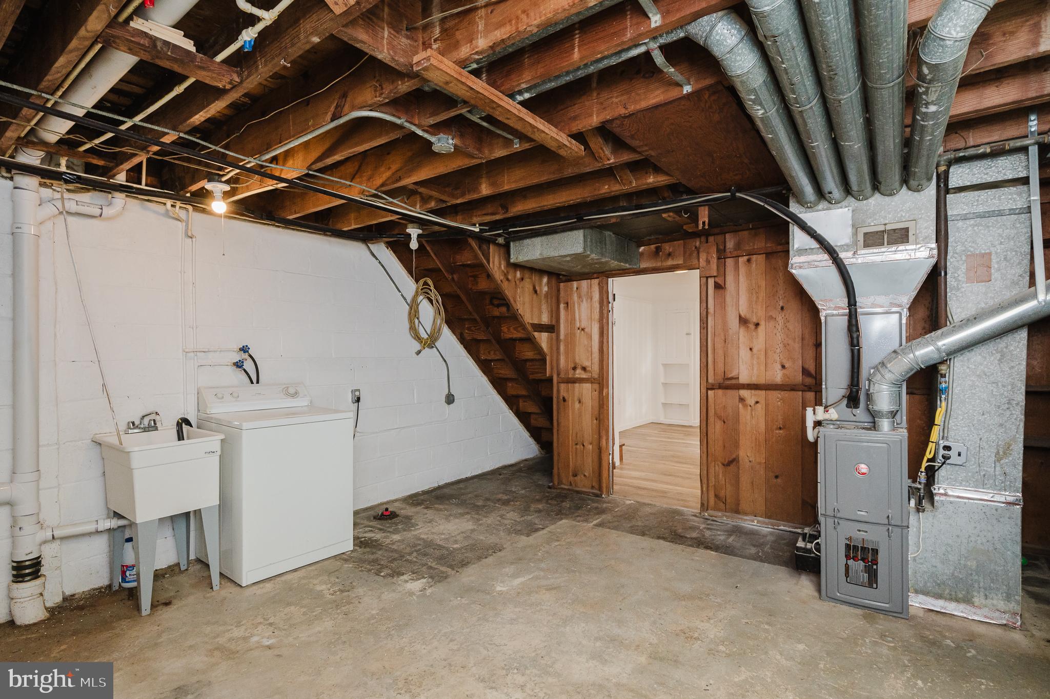 PARKSIDE - Residential Lease