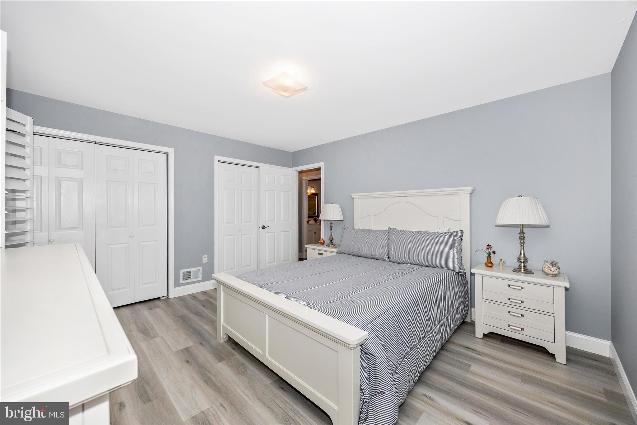 CRESTWOOD VILLAGE - Residential