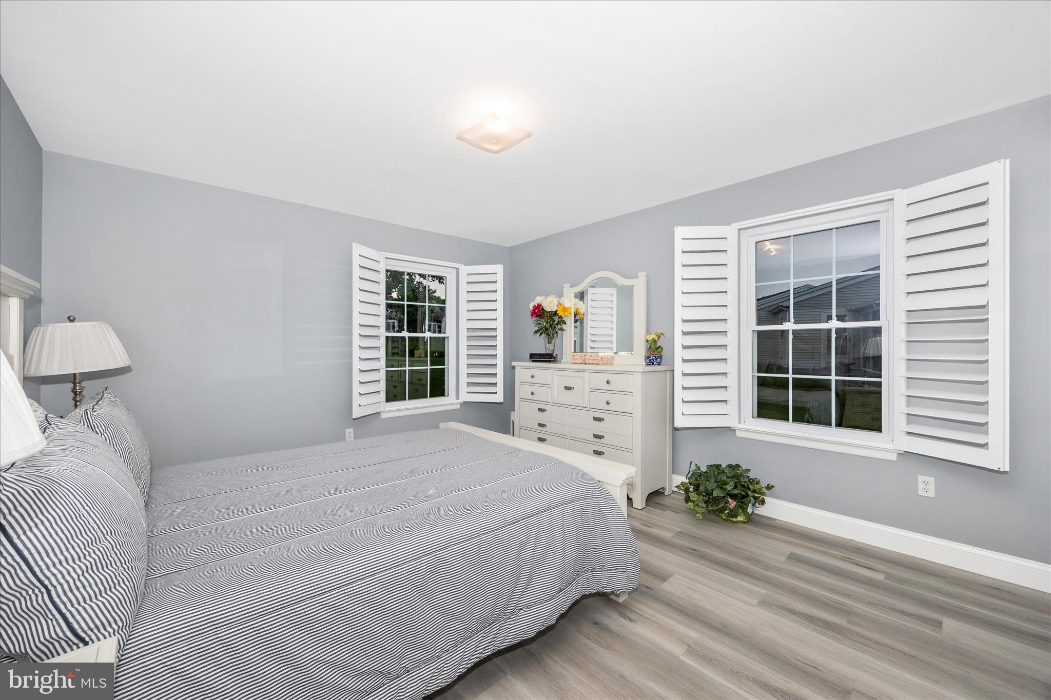 CRESTWOOD VILLAGE - Residential