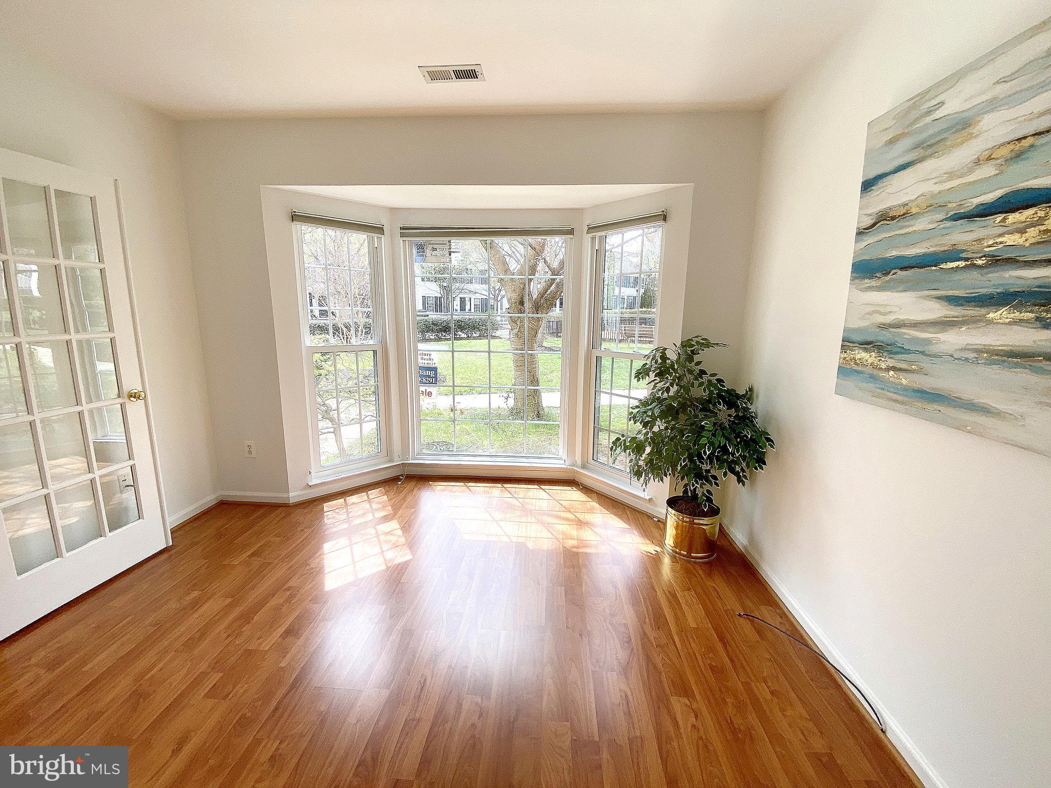 710 MARKET STREET E