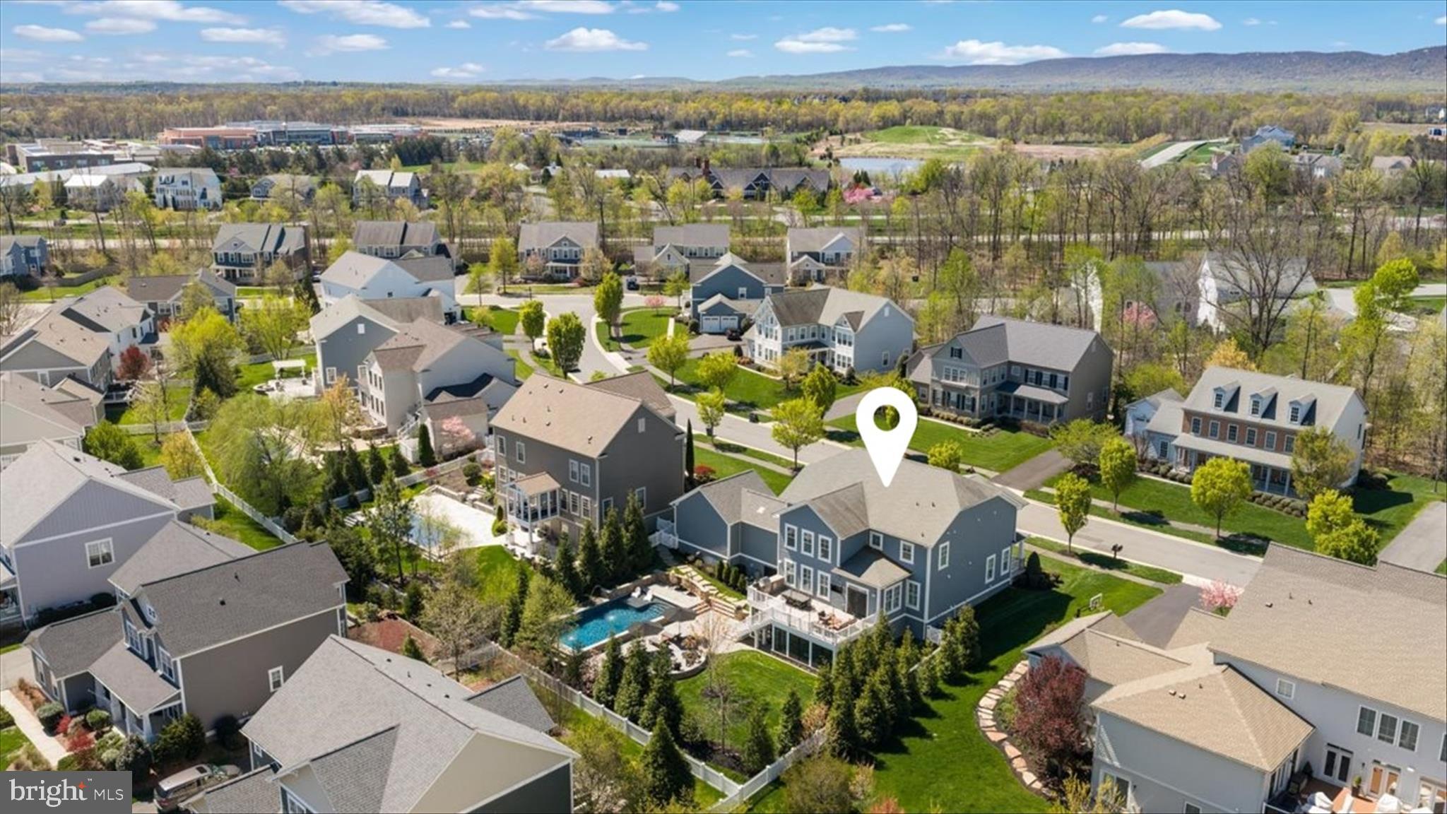 GROVE AT WILLOWSFORD - Residential