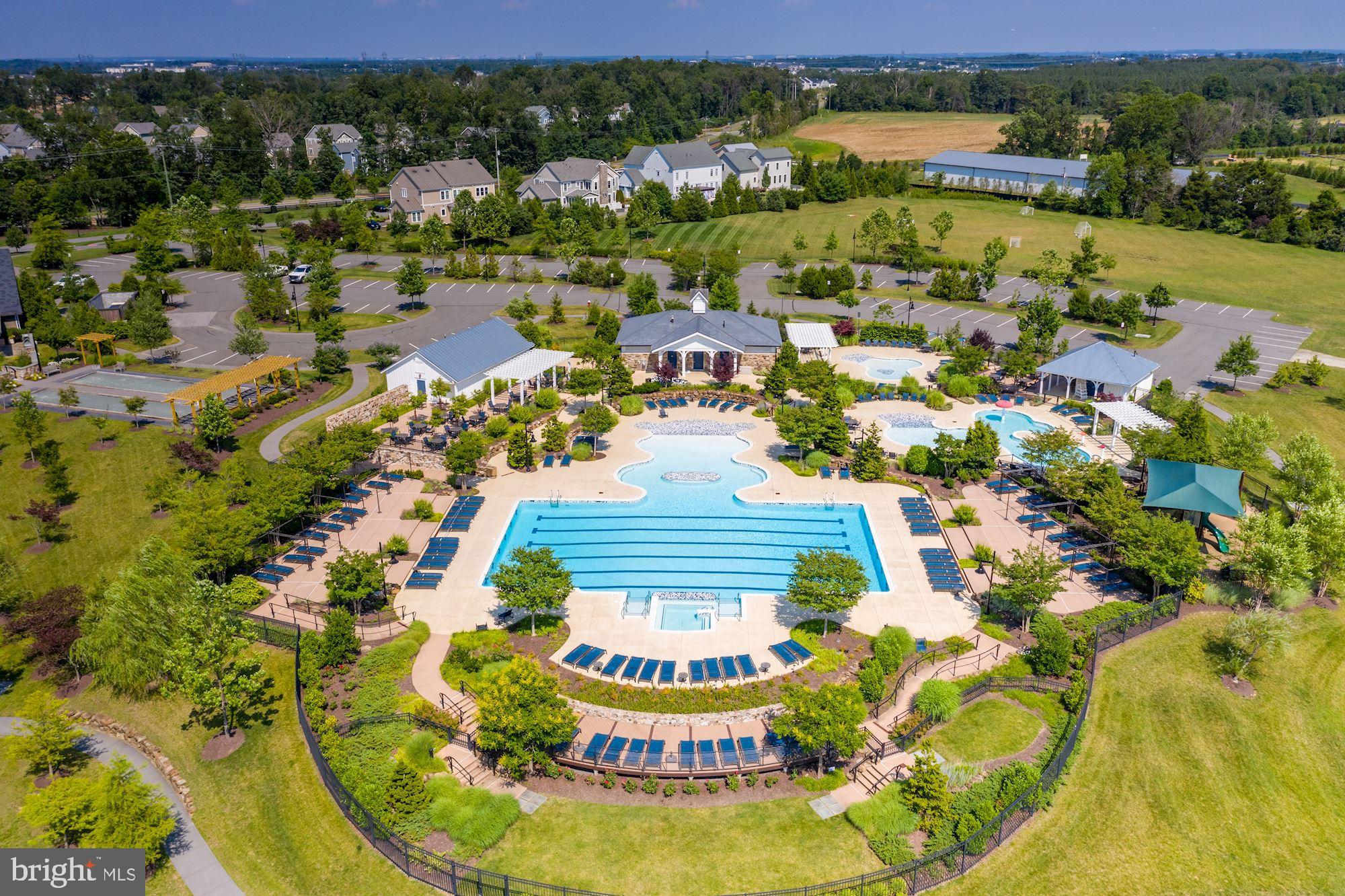 GROVE AT WILLOWSFORD - Residential