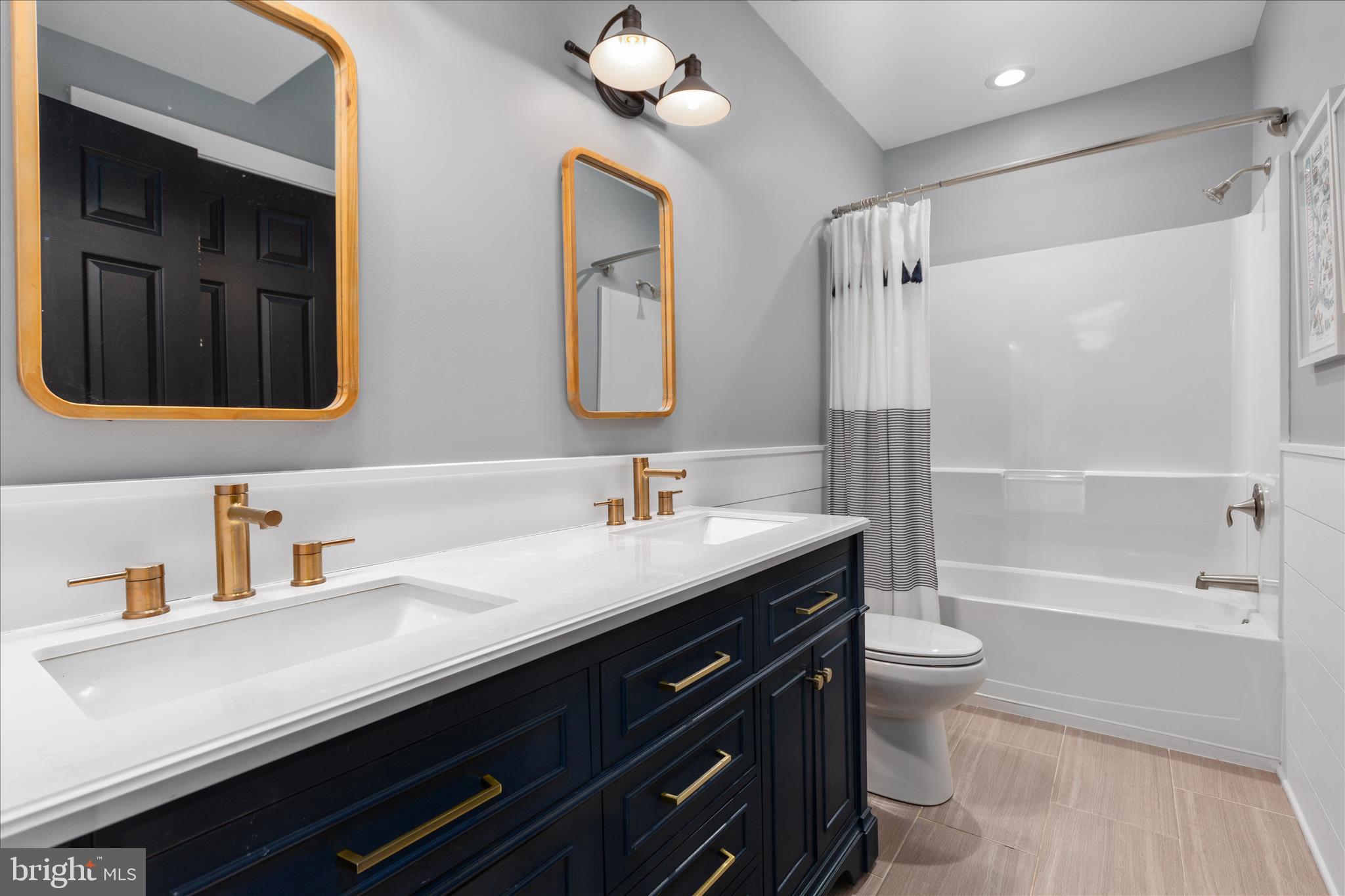 GROVE AT WILLOWSFORD - Residential