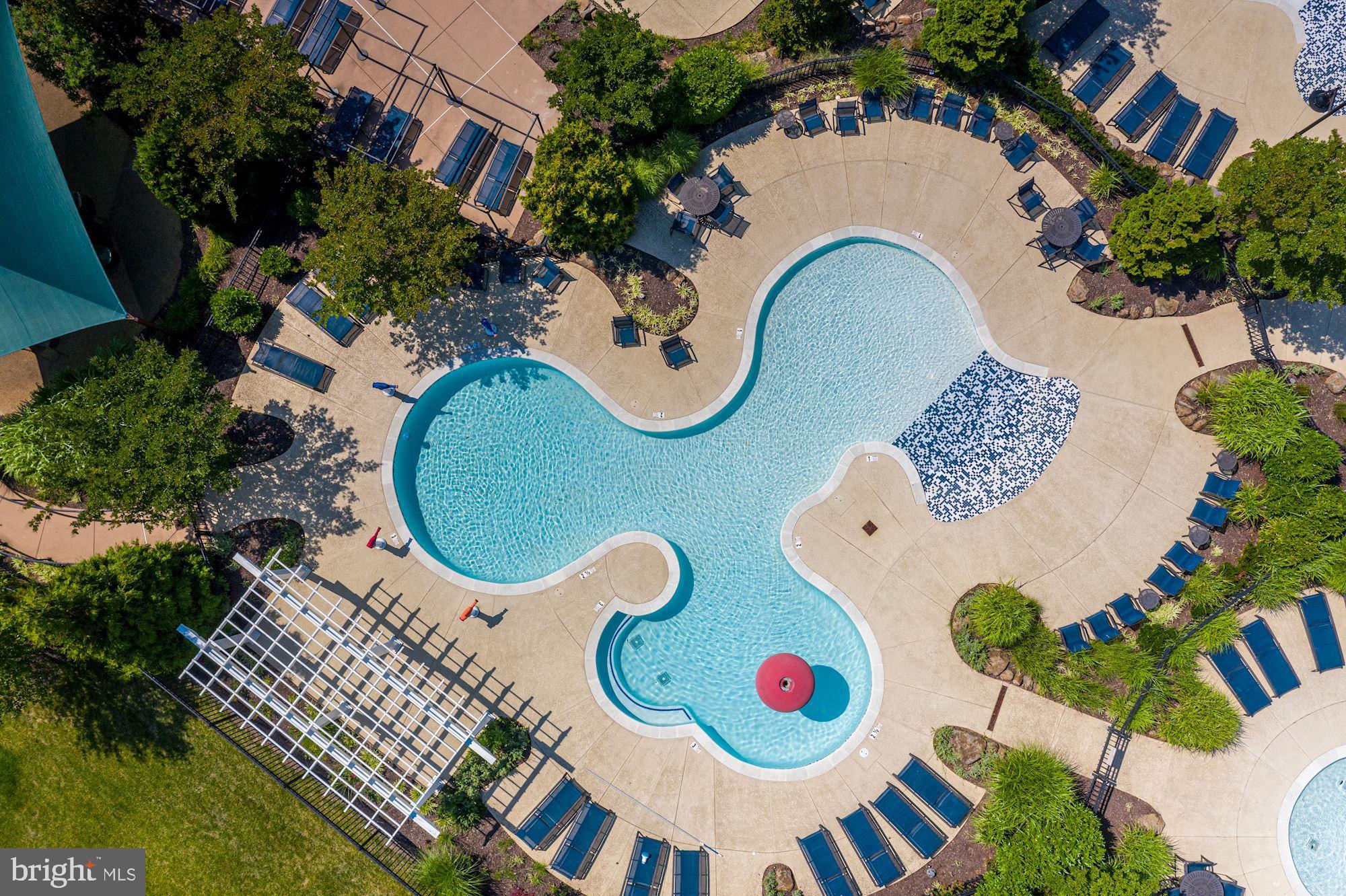 GROVE AT WILLOWSFORD - Residential