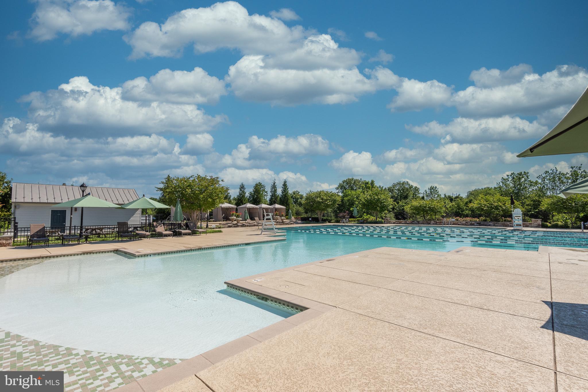 GROVE AT WILLOWSFORD - Residential