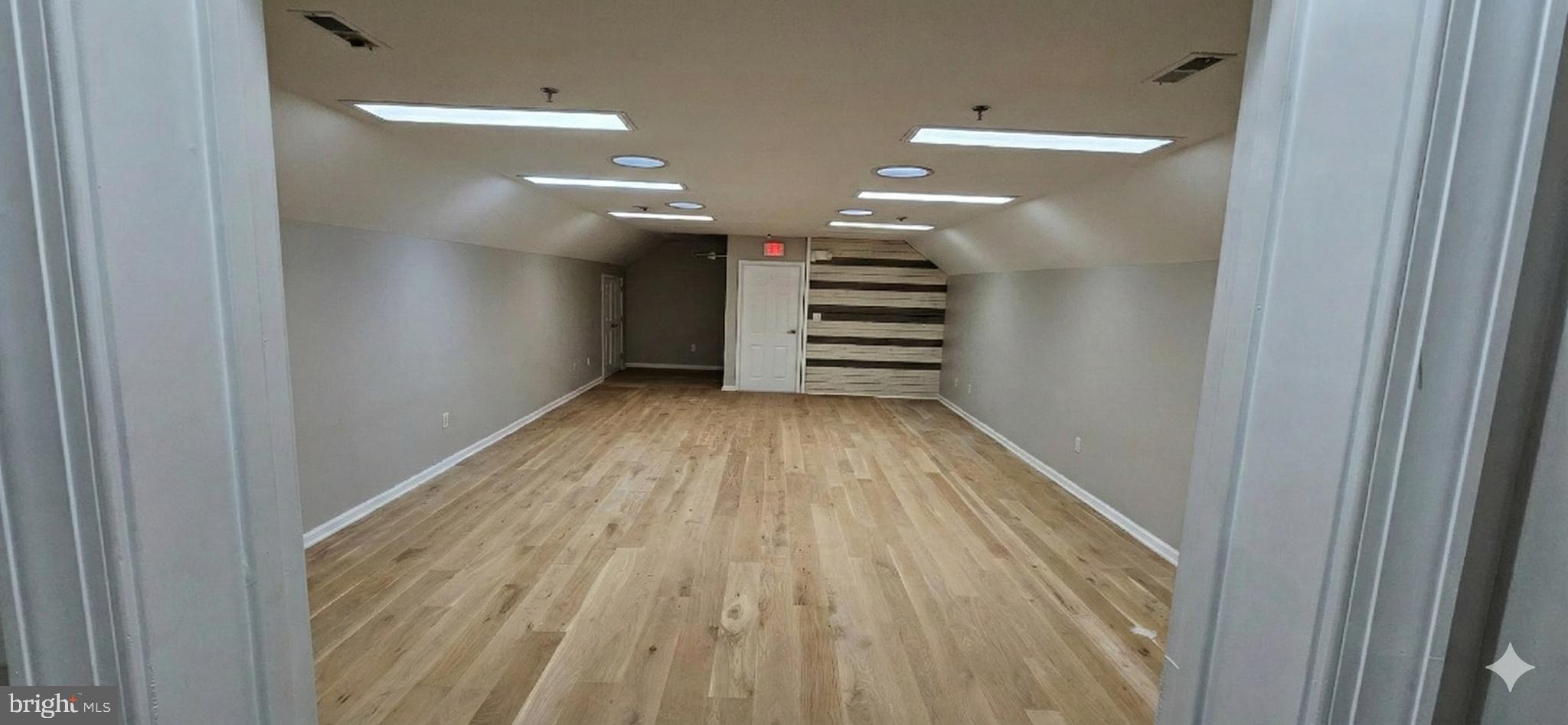 17577 NASSAU COMMONS BOULEVARD 206