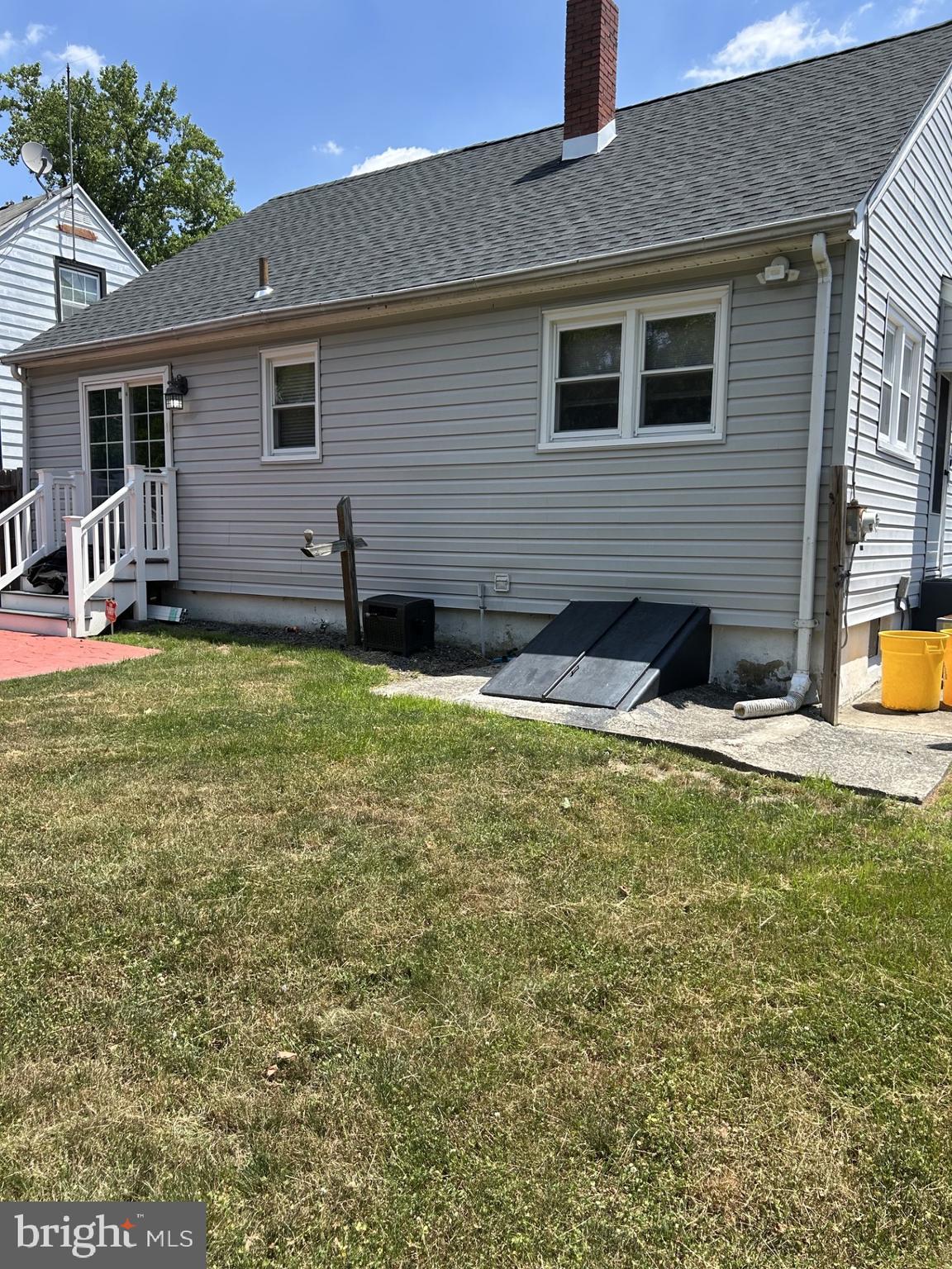 204 W LINDEN AVENUE