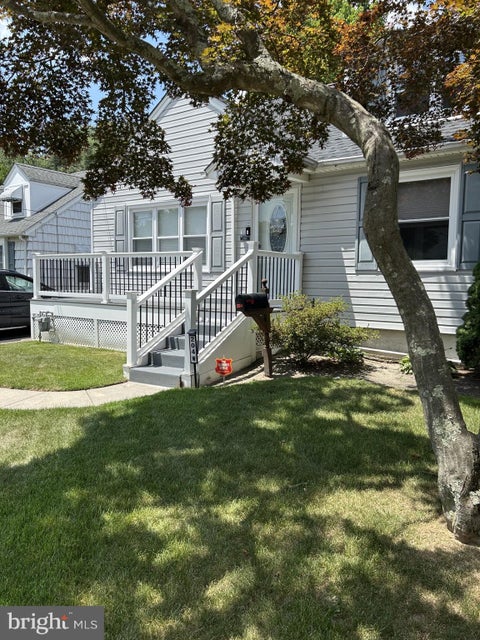 Homes For Sale - 204 W Linden Avenue<br/> LINDENWOLD, NJ 08021