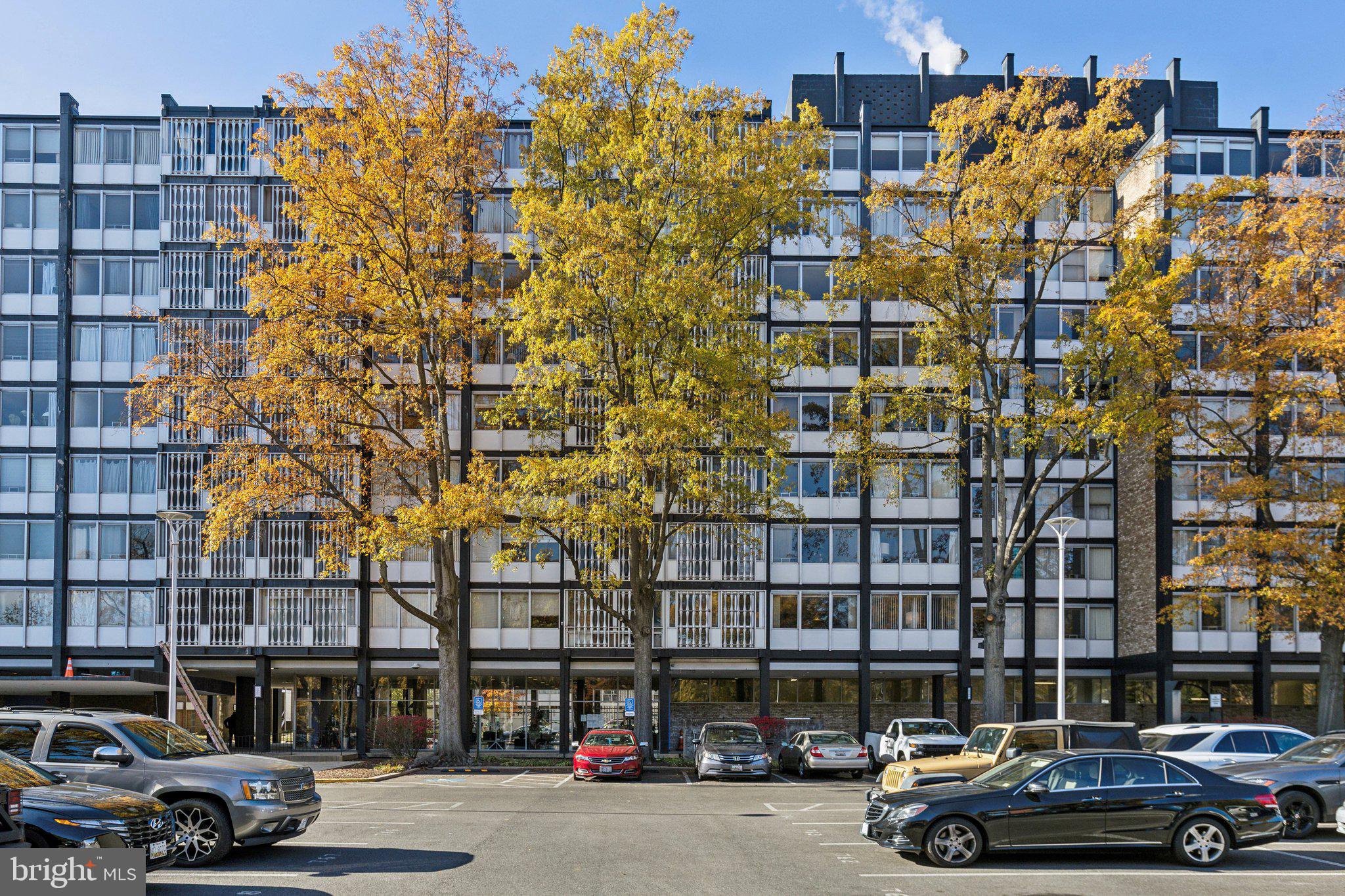 SOUTHWEST WATERFRONT - Residential