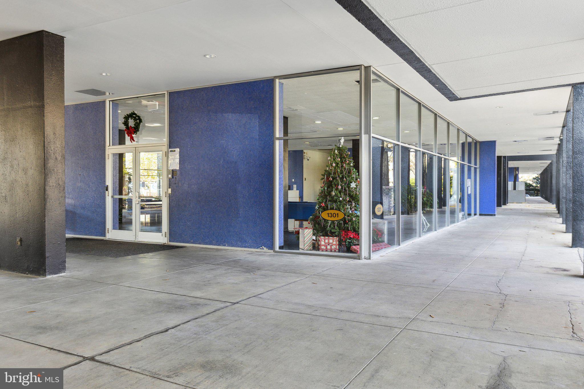 SOUTHWEST WATERFRONT - Residential