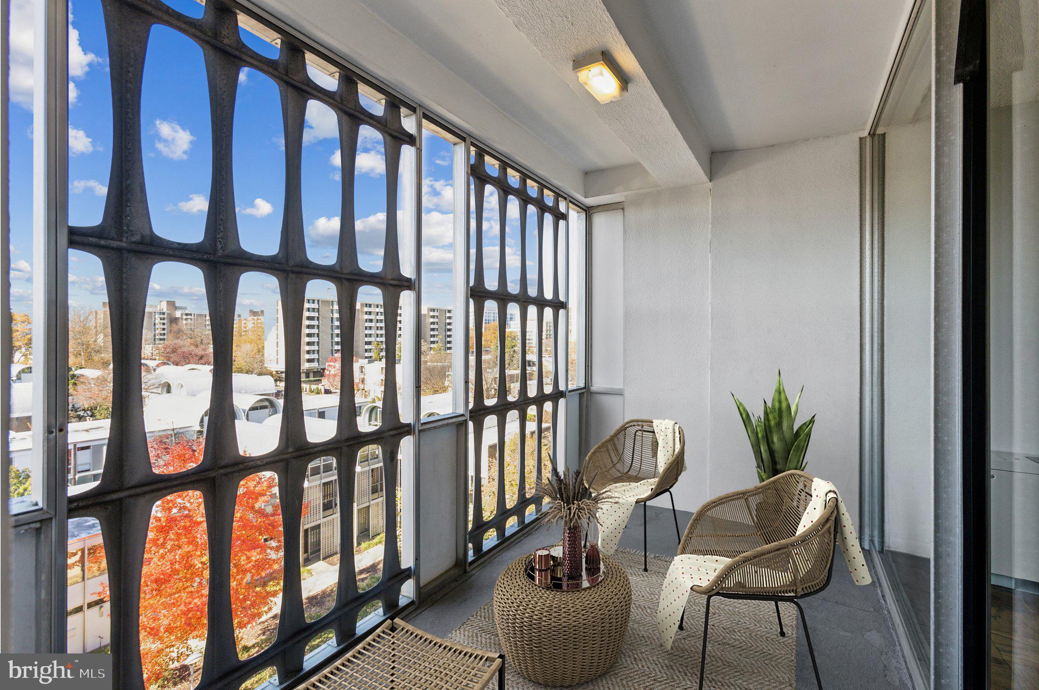 SOUTHWEST WATERFRONT - Residential