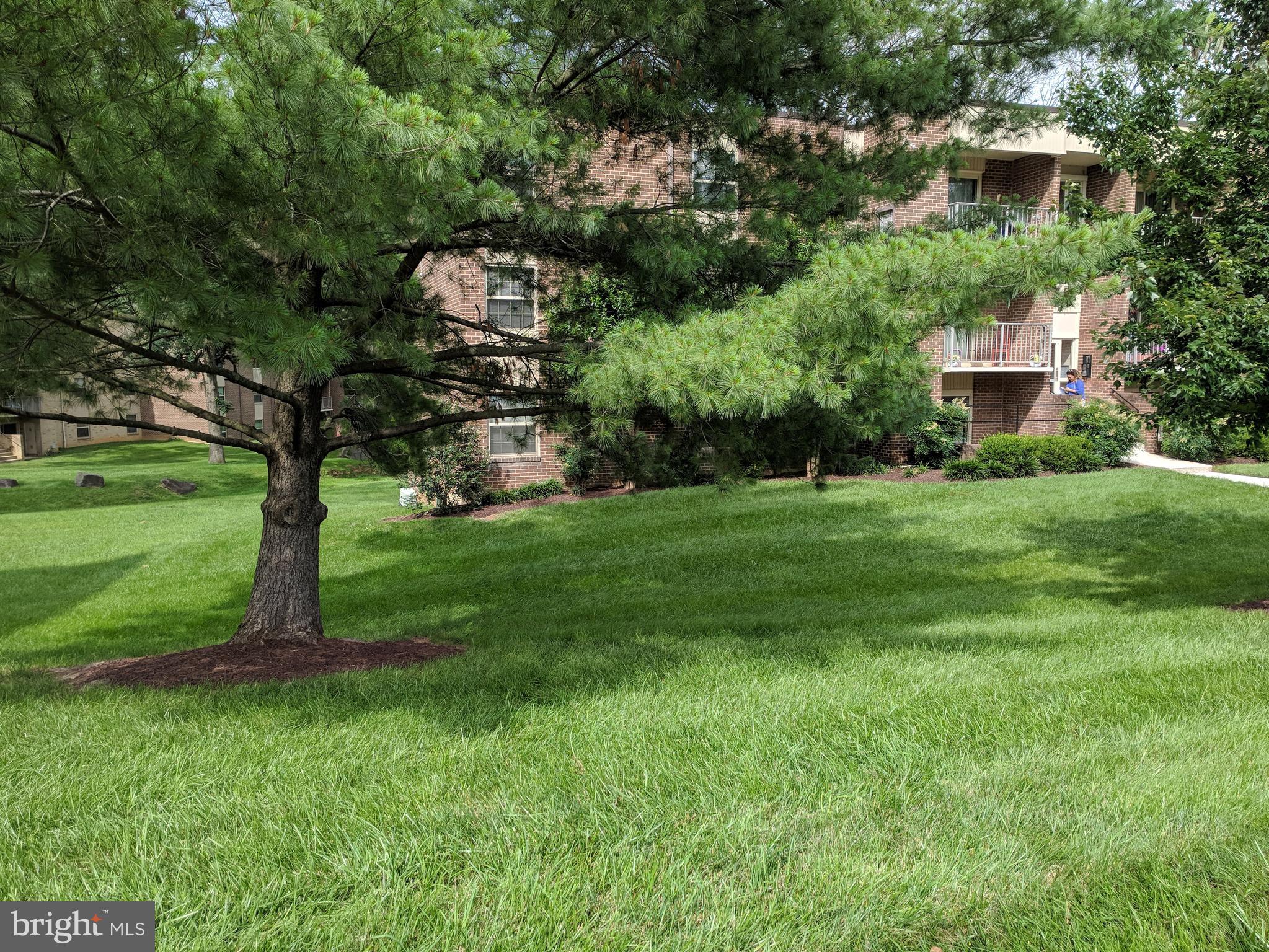 WEST GLEN - Residential Lease