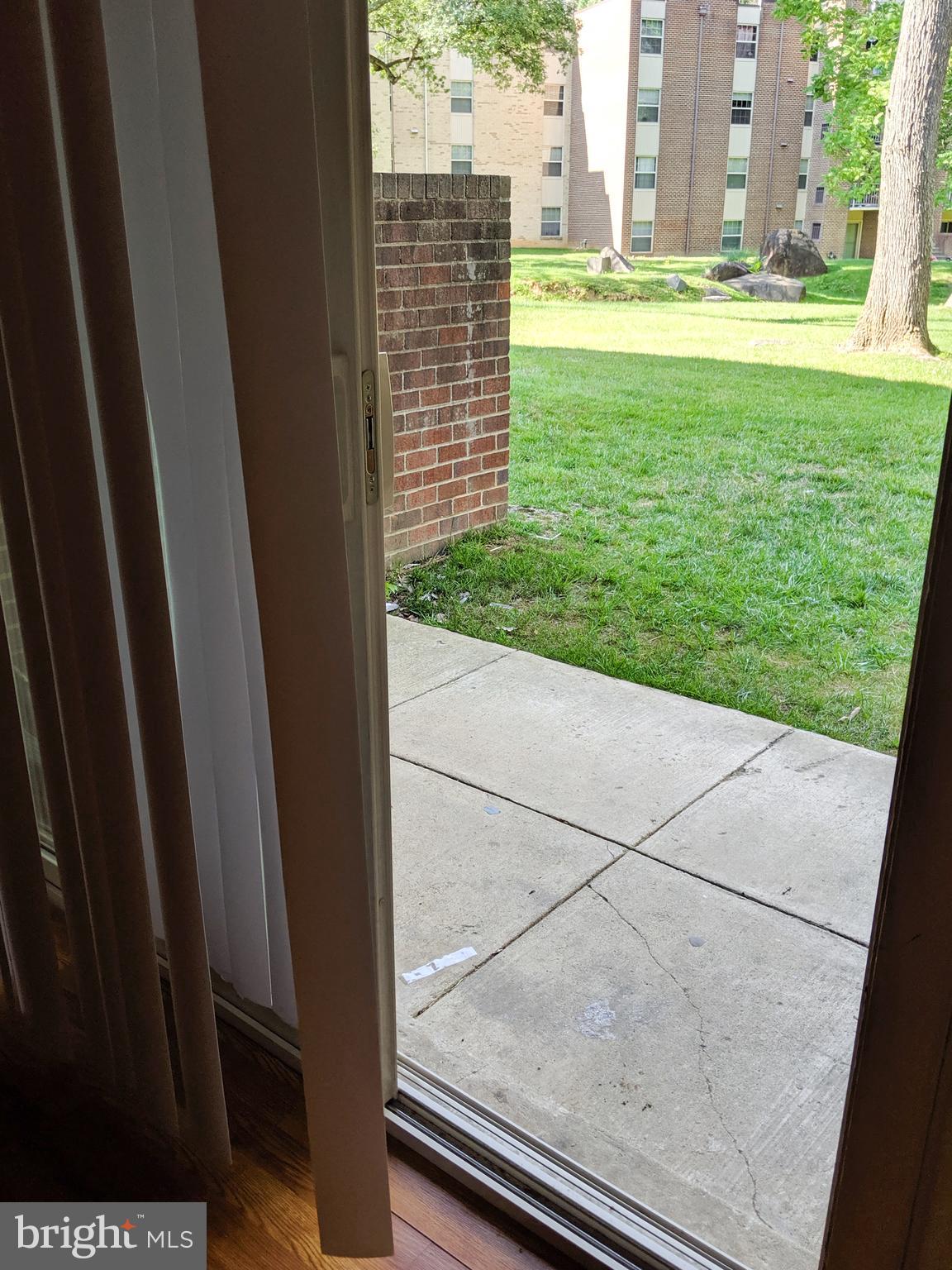 WEST GLEN - Residential Lease