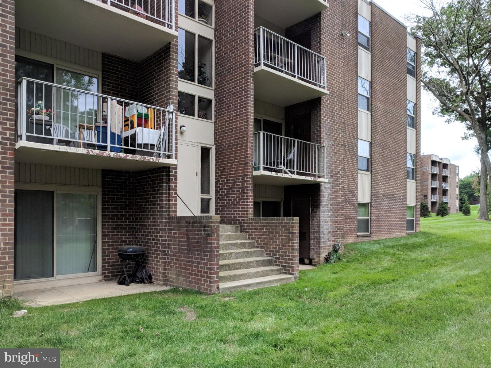 WEST GLEN - Residential Lease