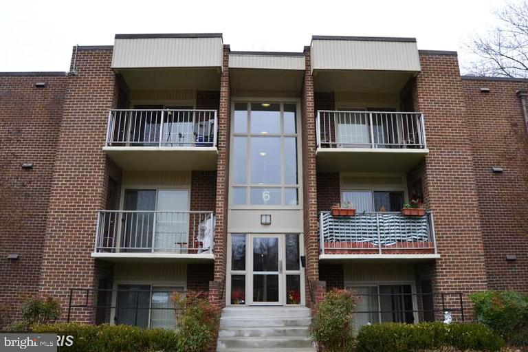 WEST GLEN - Residential Lease