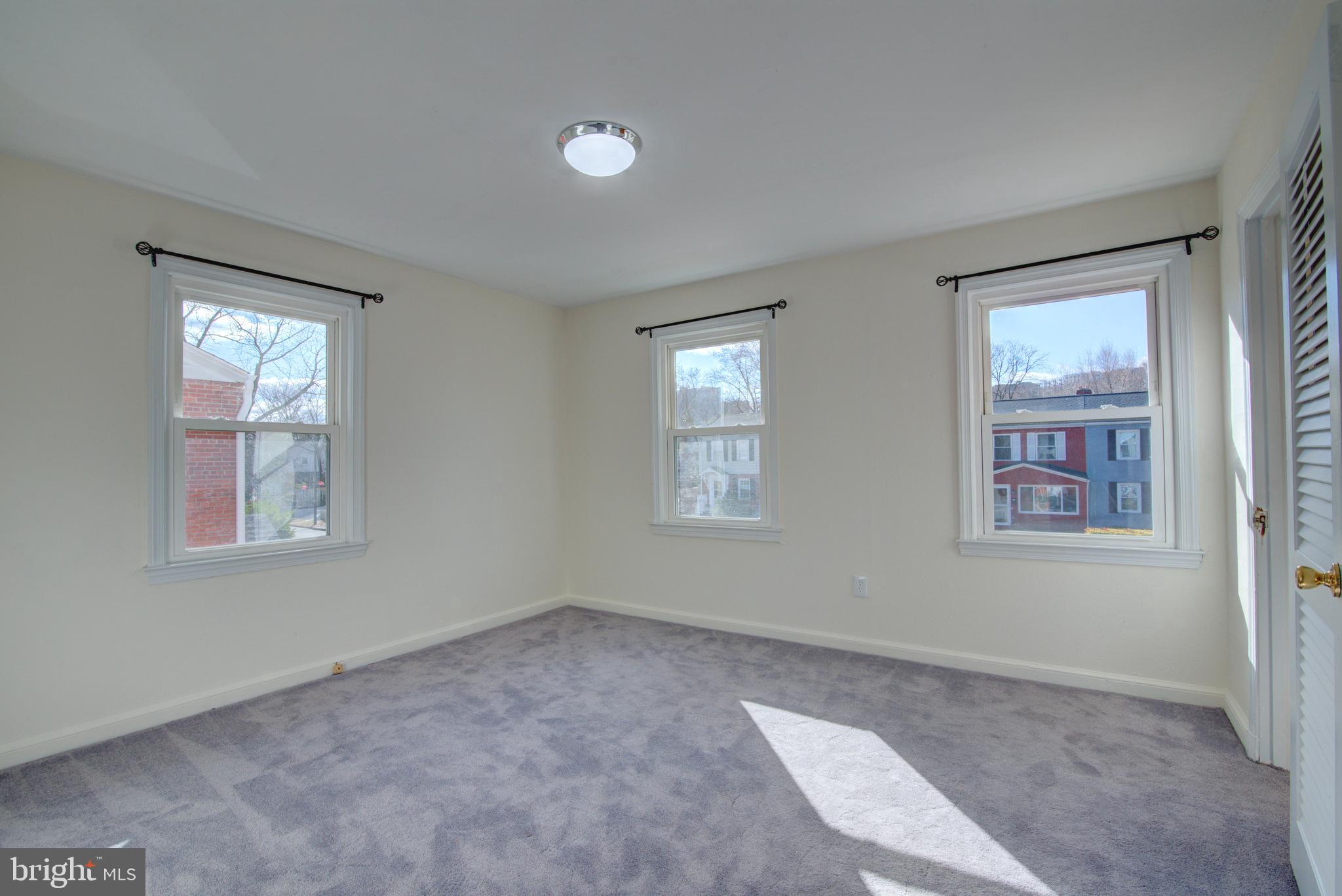 HUNTINGTON - Residential