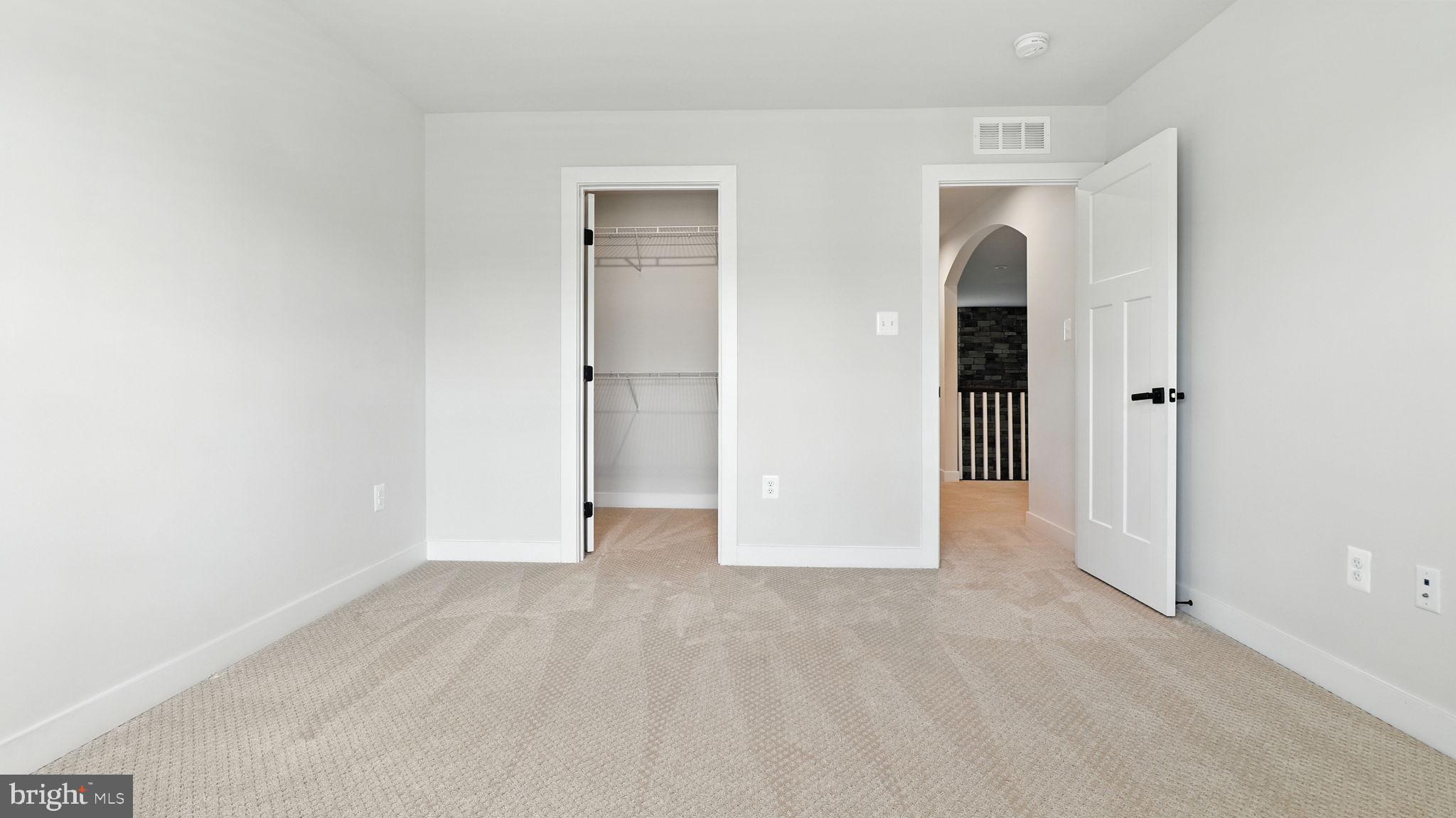 LANDSDALE - Residential