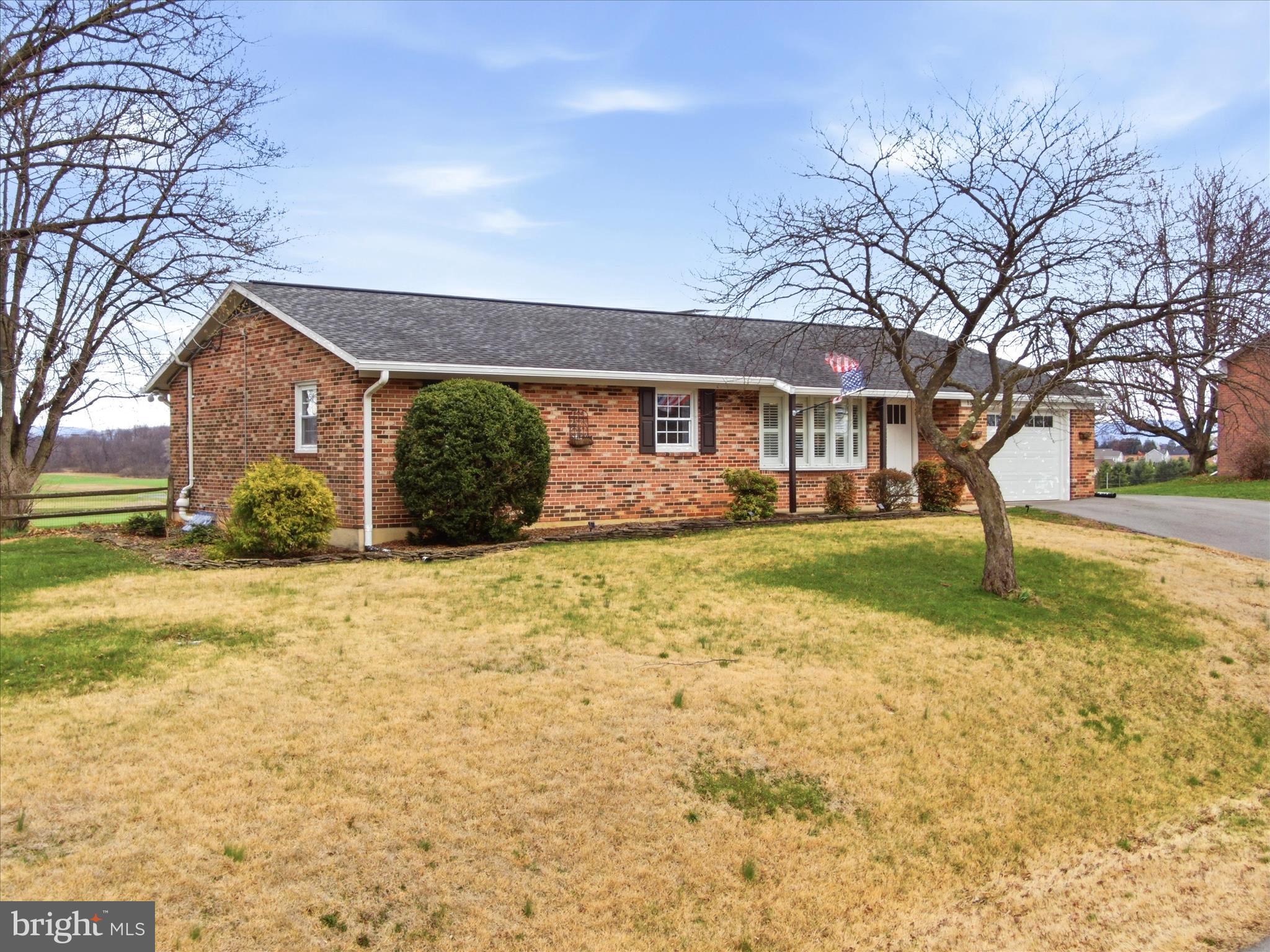 13835 NORTHCREST ROAD