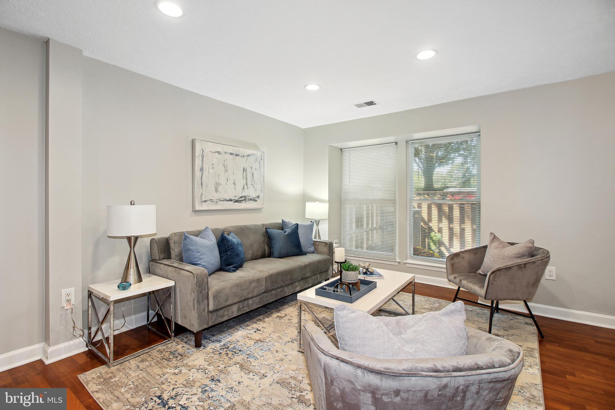 WATERS LANDING - Residential