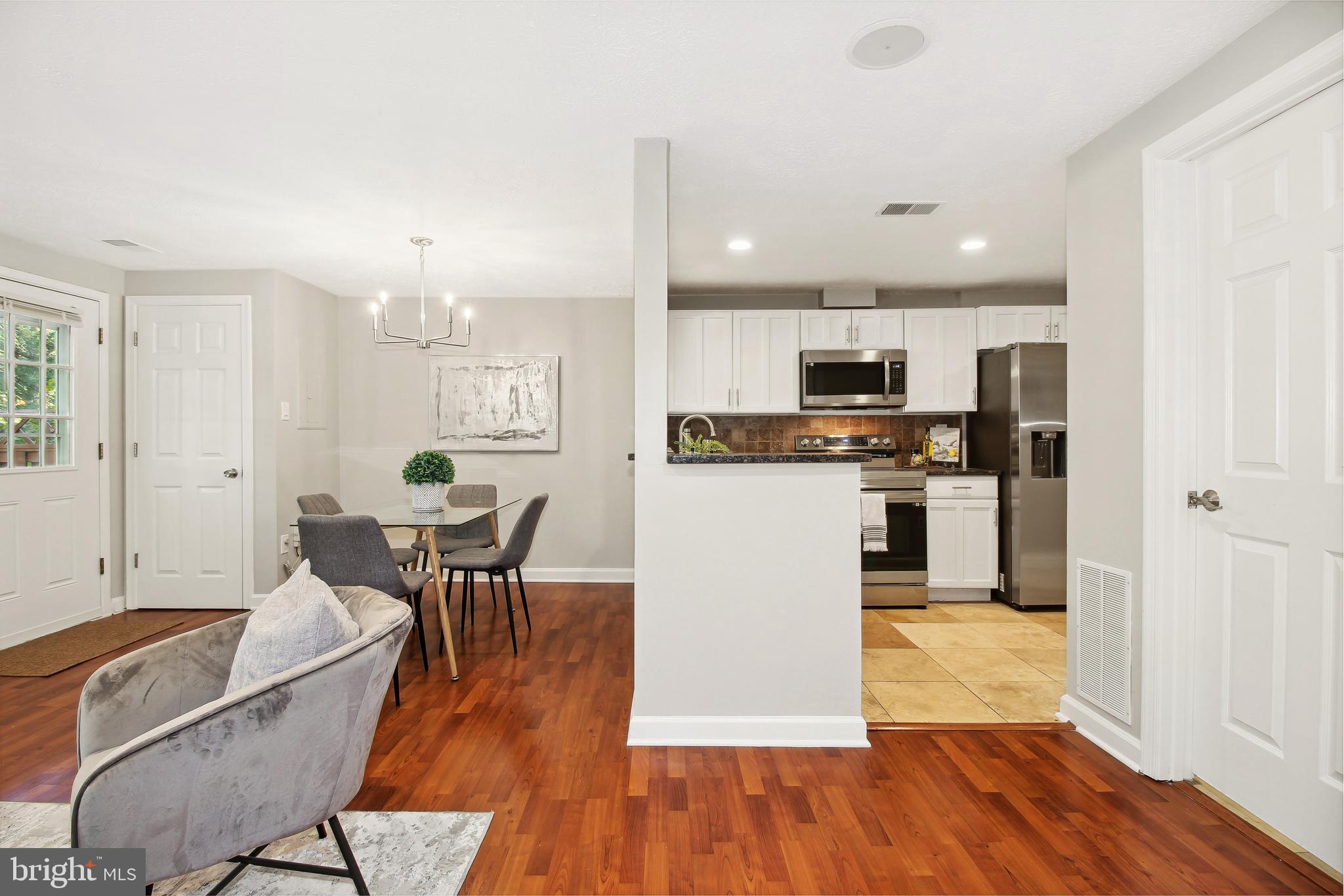 WATERS LANDING - Residential