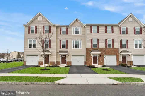MLS: NJBL2107044