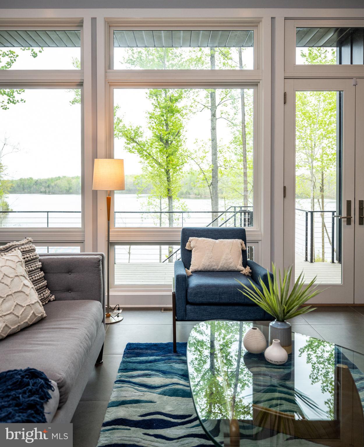 BISHOPS MANOR - Residential