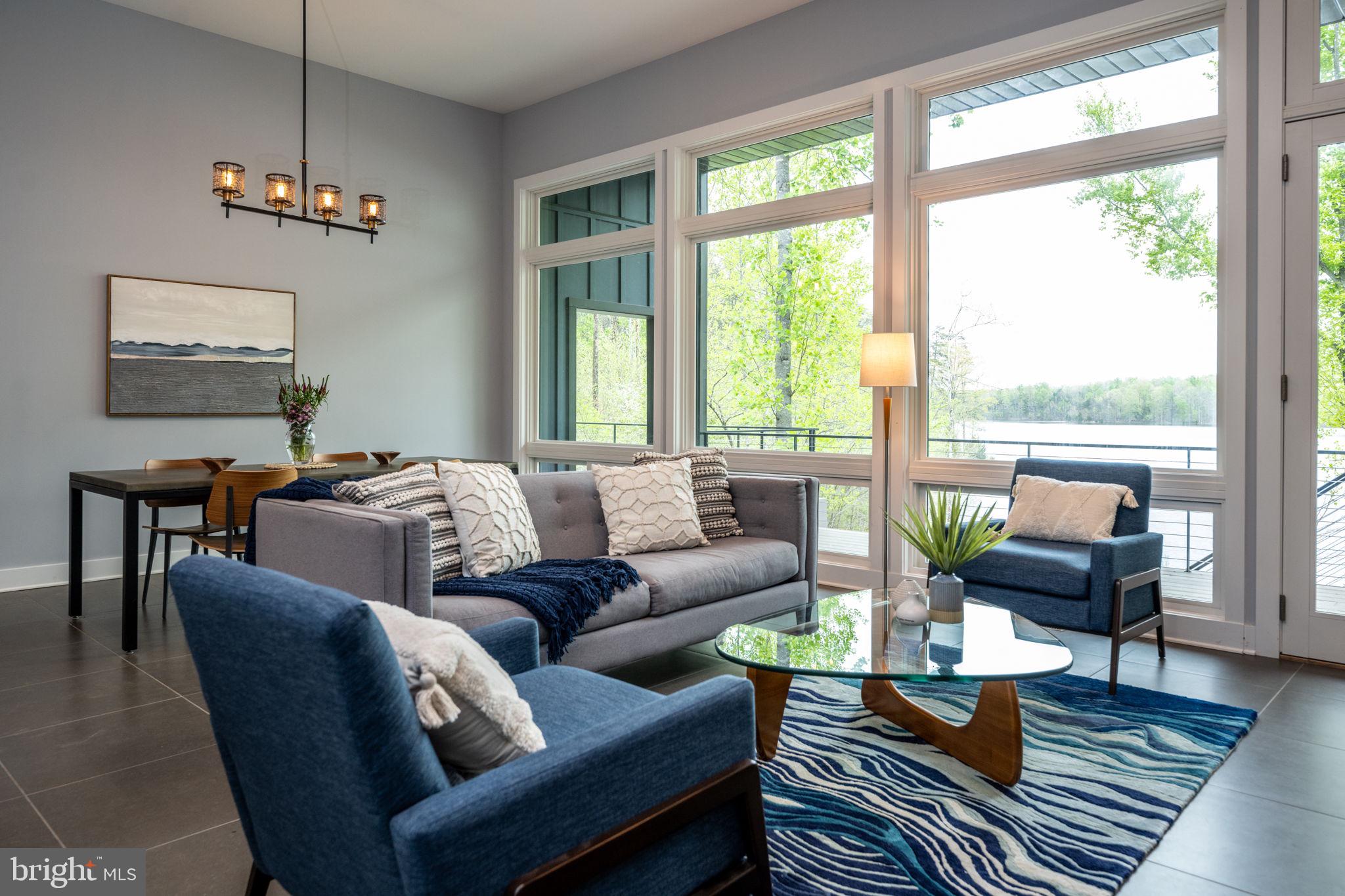 BISHOPS MANOR - Residential