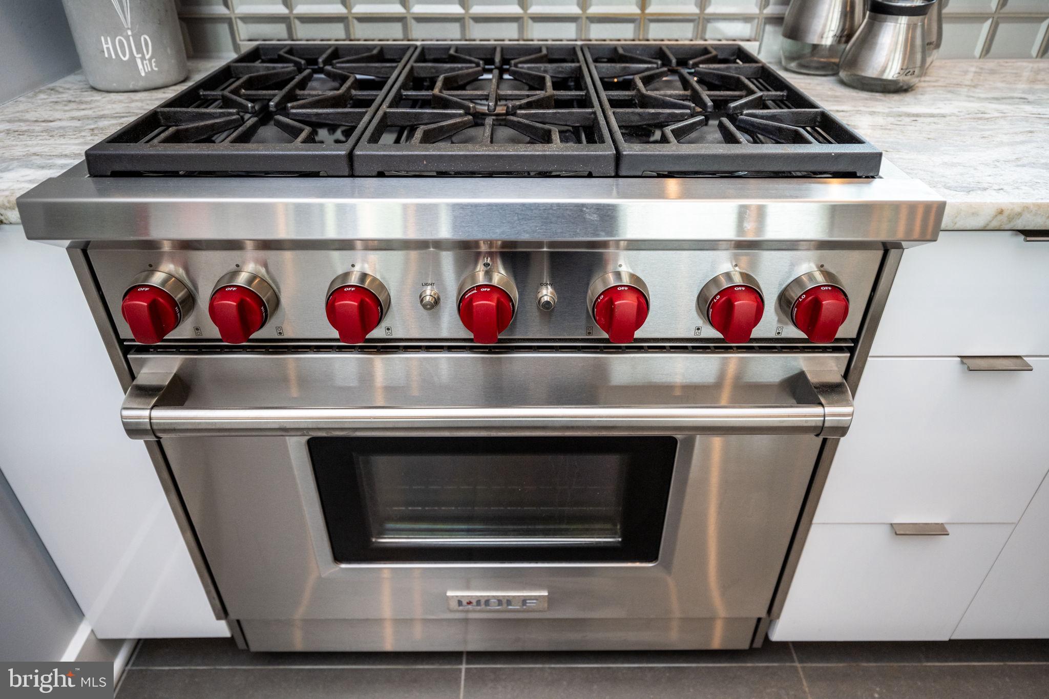 BISHOPS MANOR - Residential