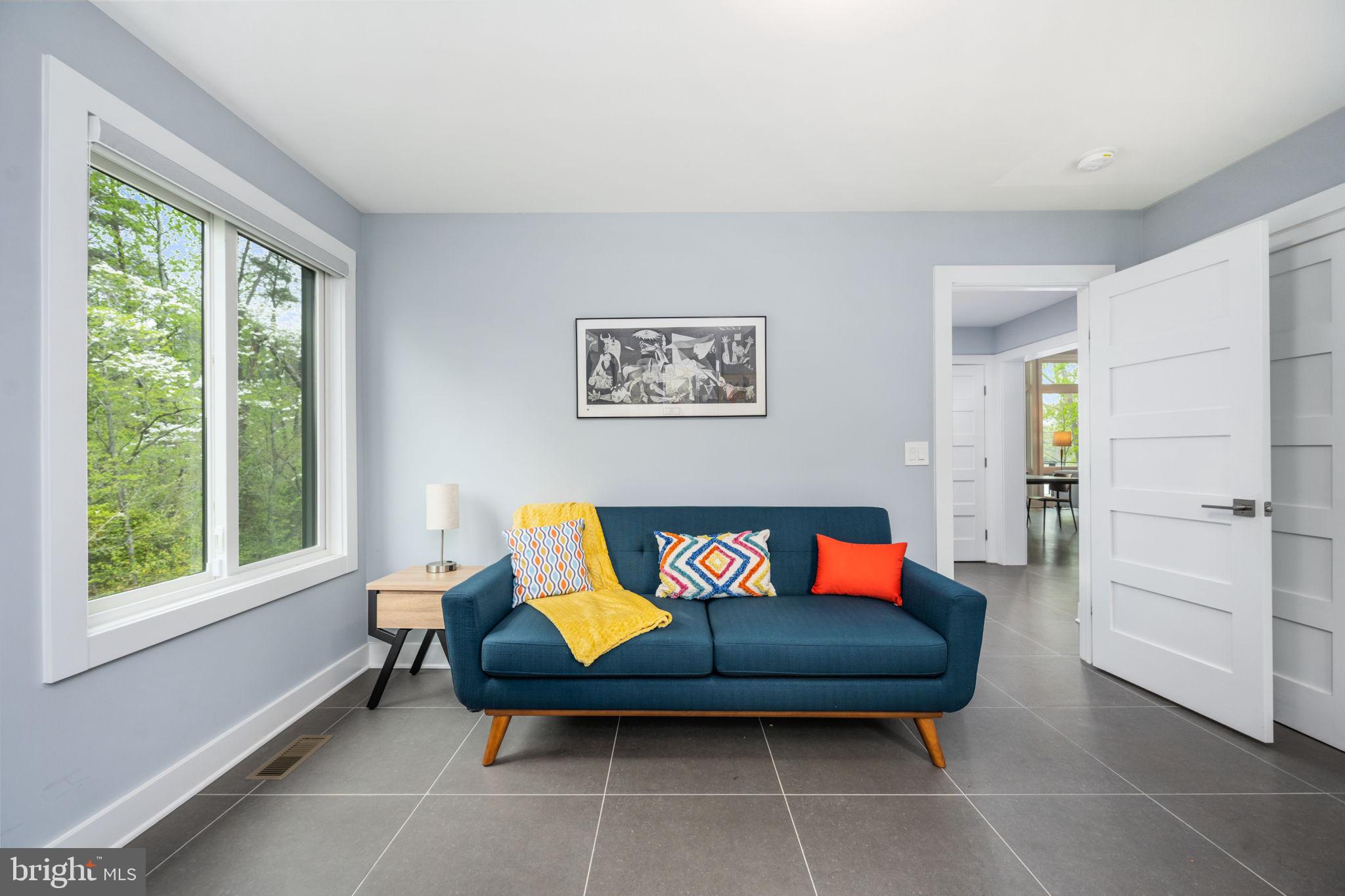 BISHOPS MANOR - Residential