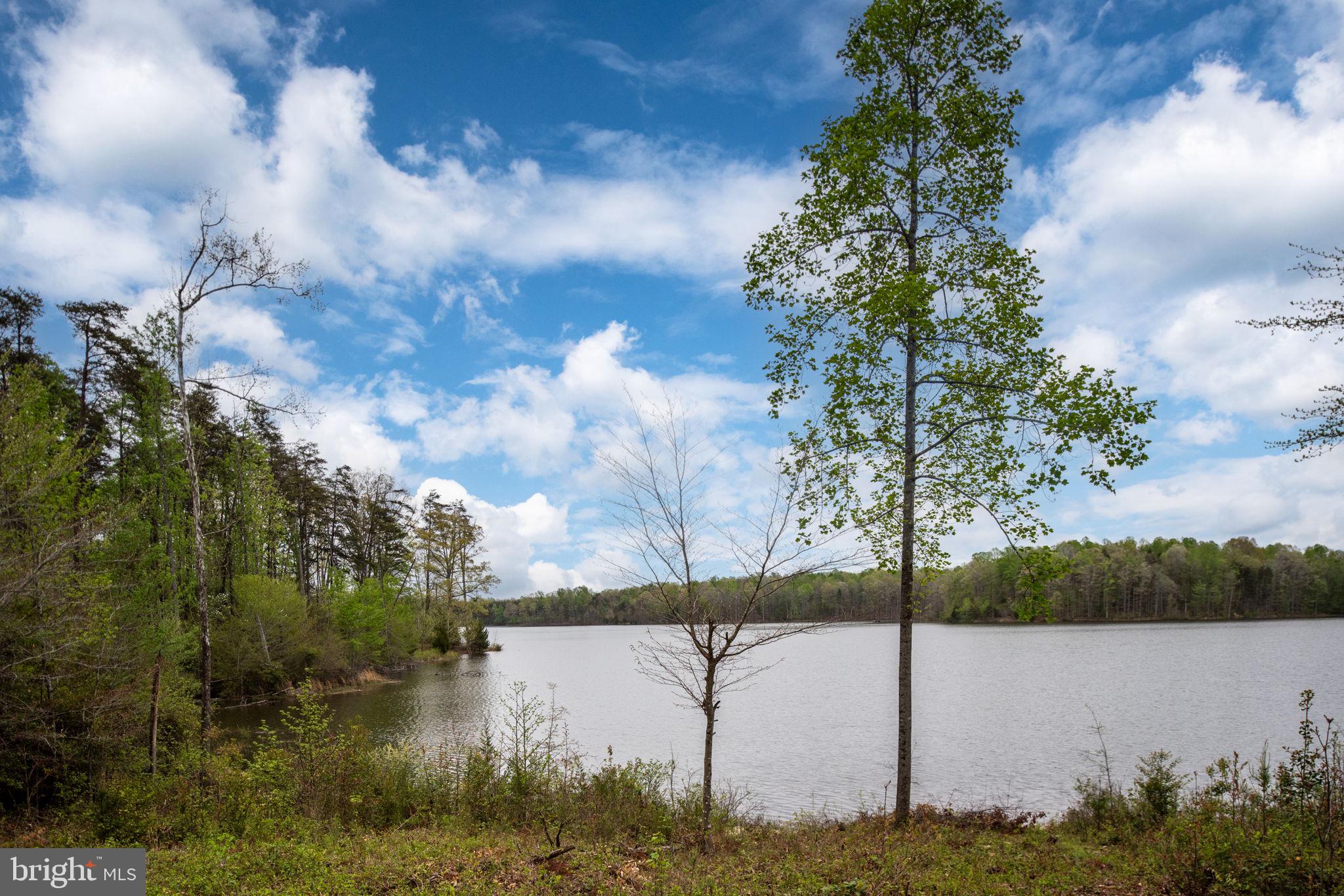 BISHOPS MANOR - Residential