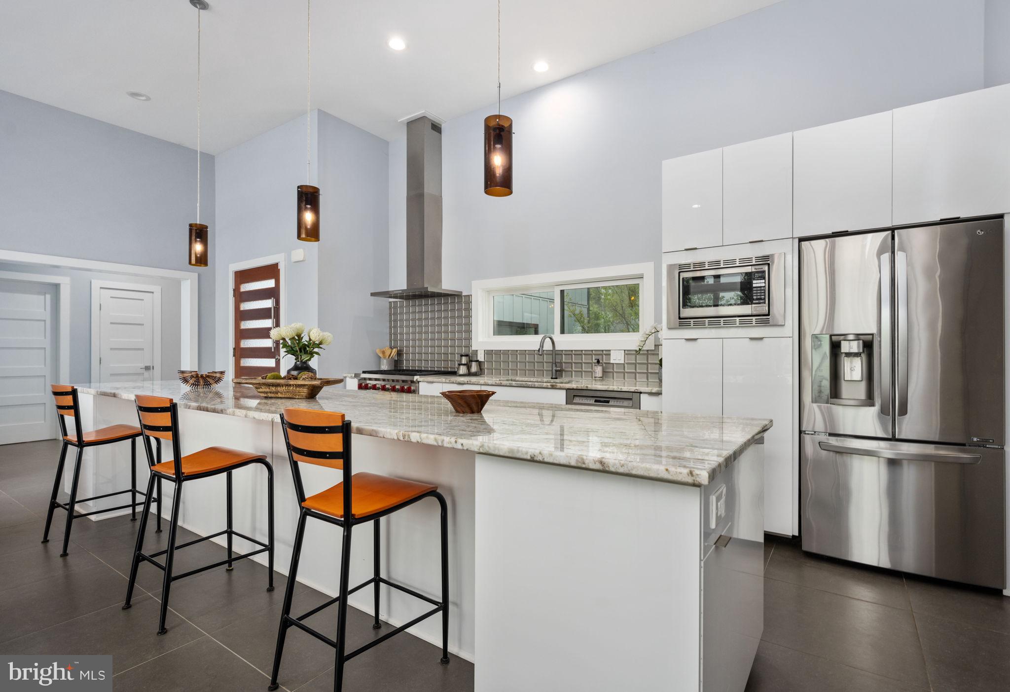 BISHOPS MANOR - Residential