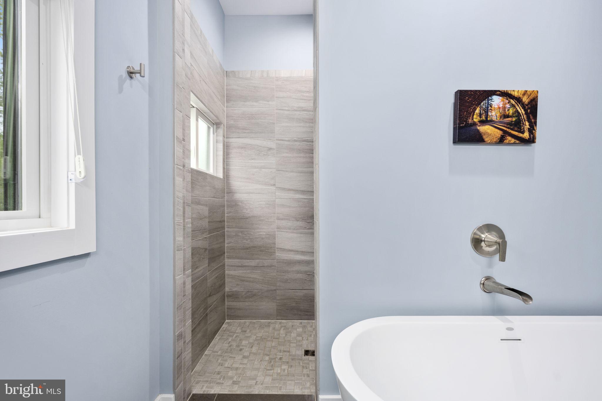 BISHOPS MANOR - Residential