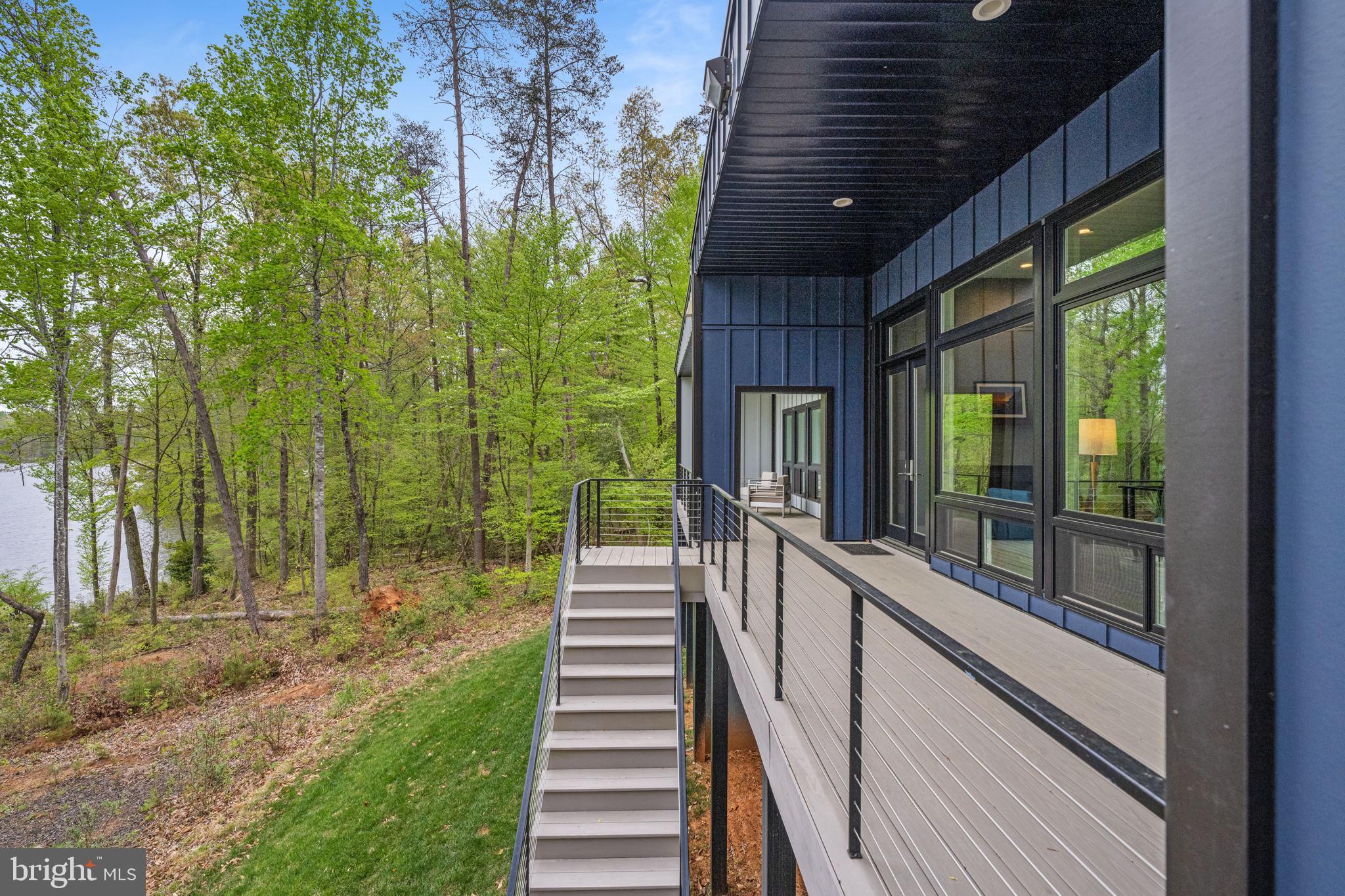 BISHOPS MANOR - Residential