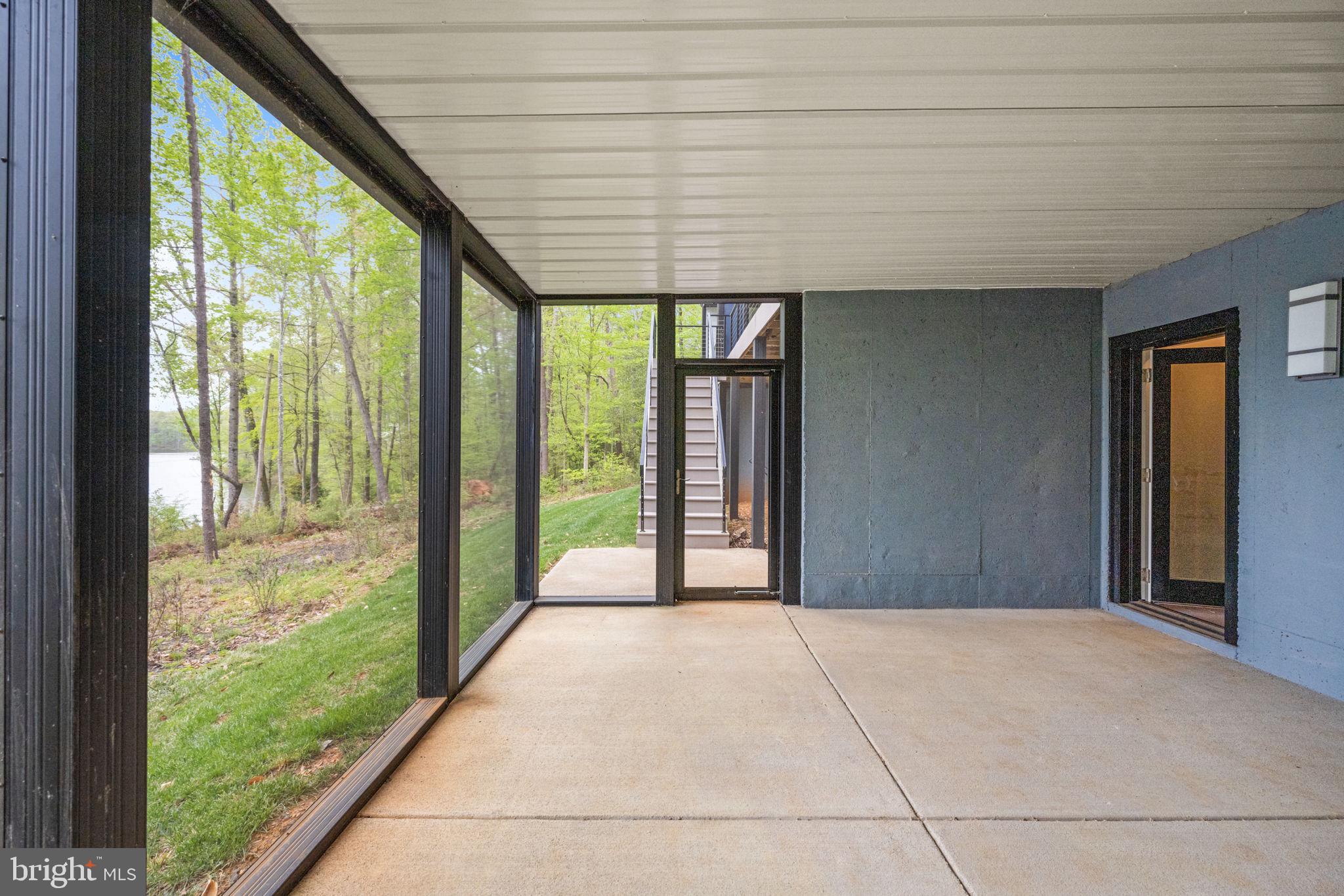 BISHOPS MANOR - Residential