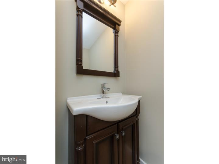 SOCIETY HILL - Residential