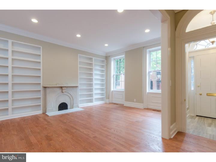 SOCIETY HILL - Residential