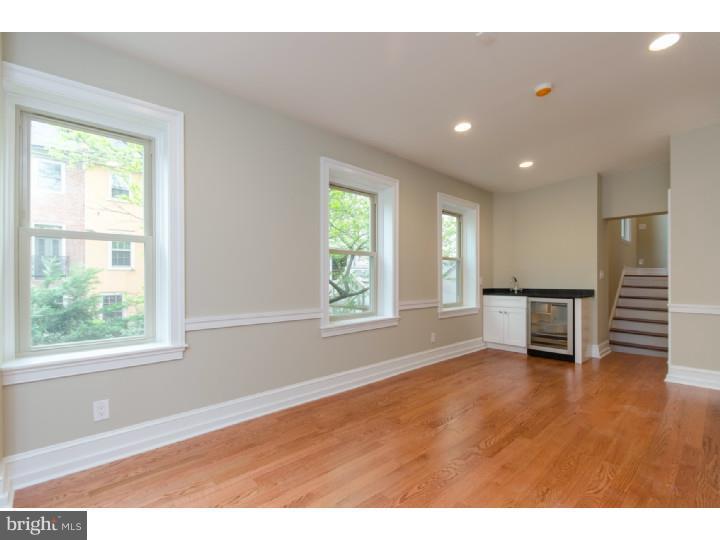 SOCIETY HILL - Residential