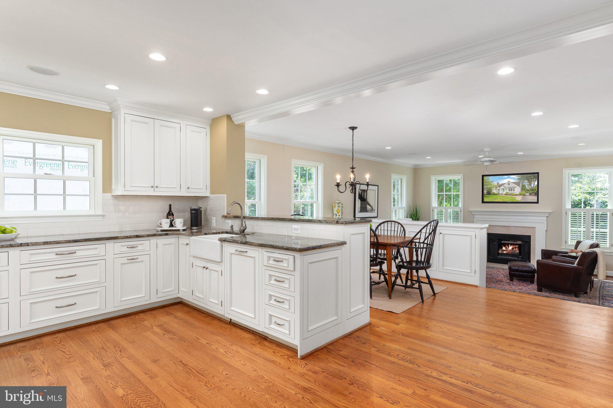 DANIELS - Residential