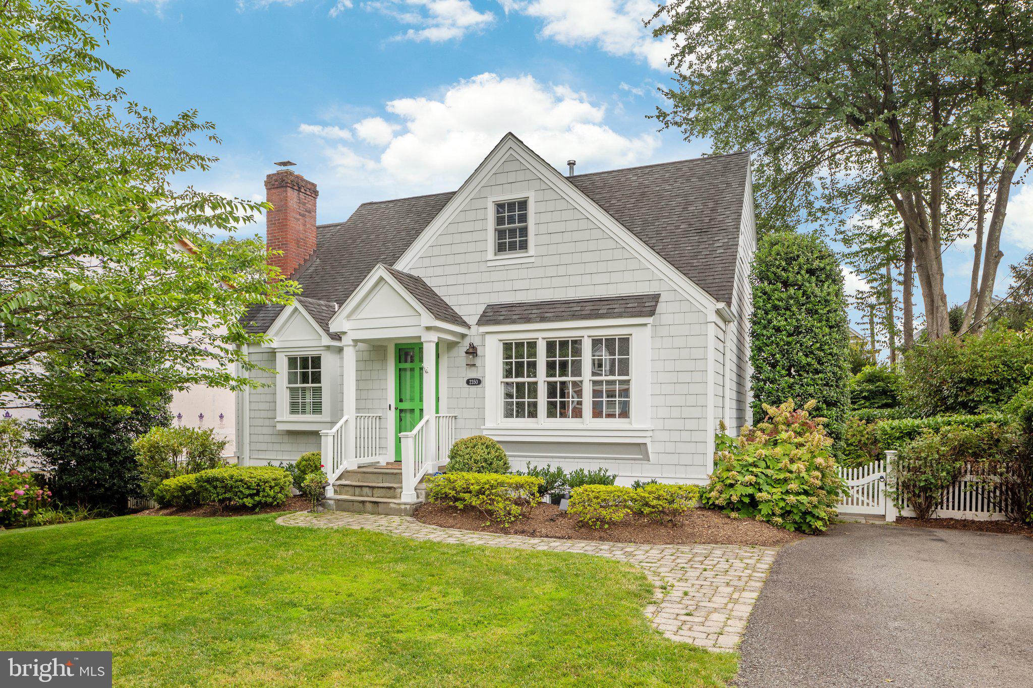 DANIELS - Residential