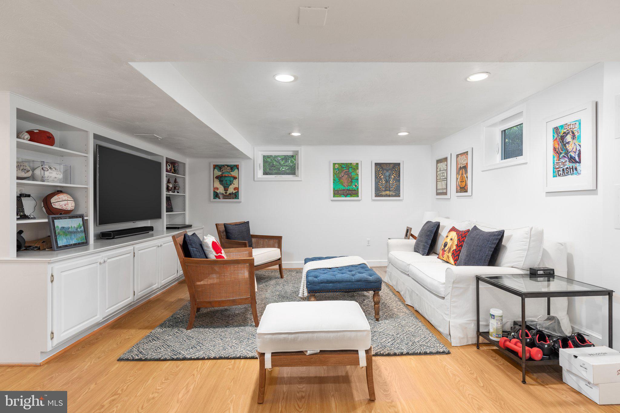 DANIELS - Residential