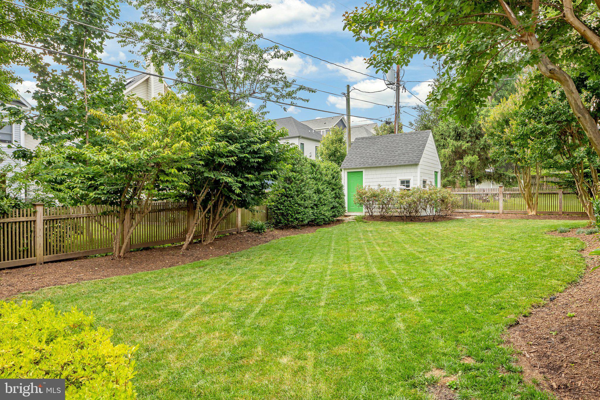 DANIELS - Residential