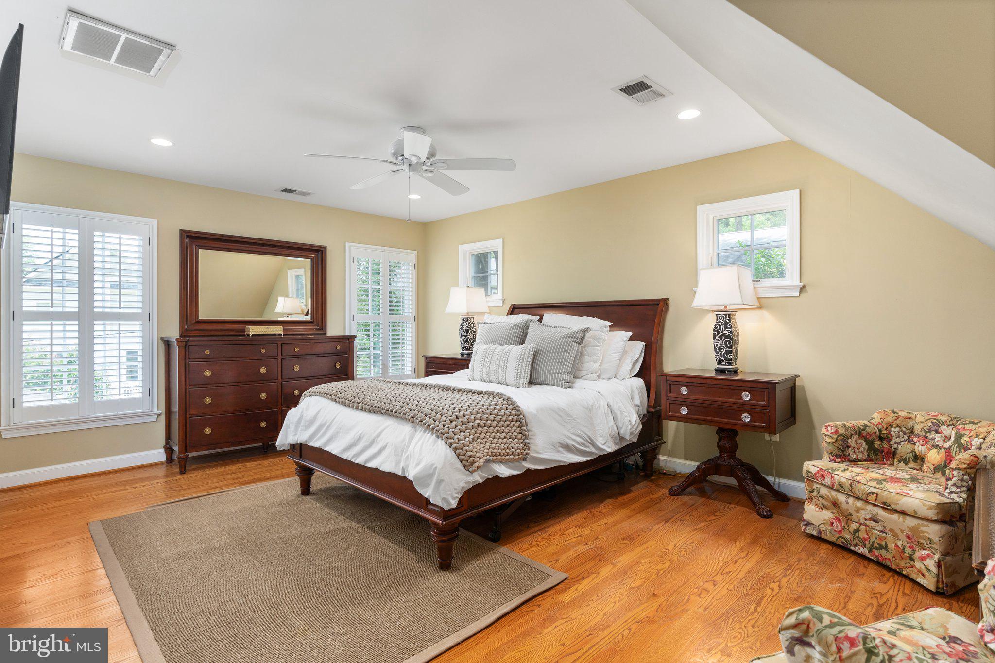 DANIELS - Residential