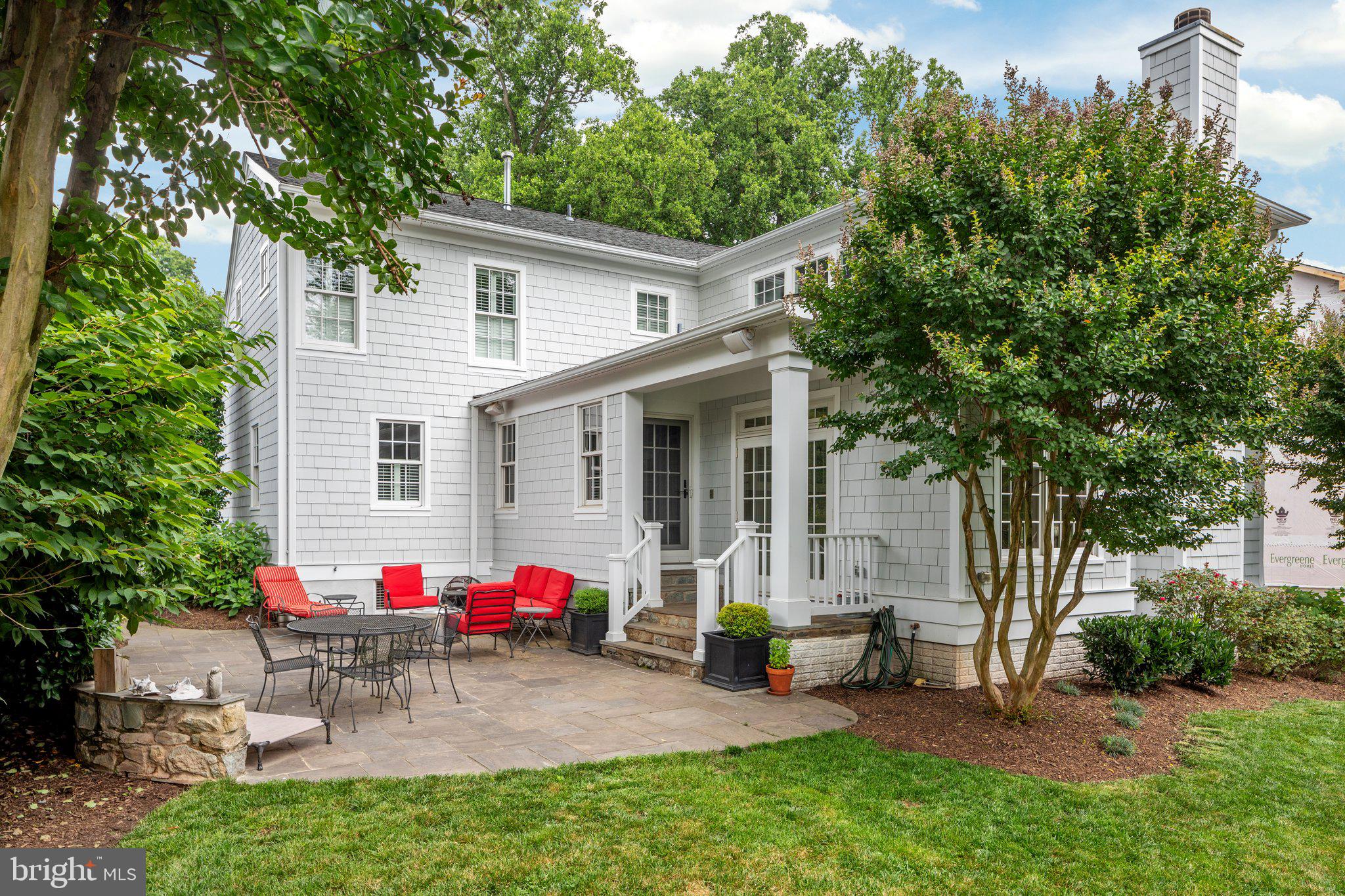 DANIELS - Residential