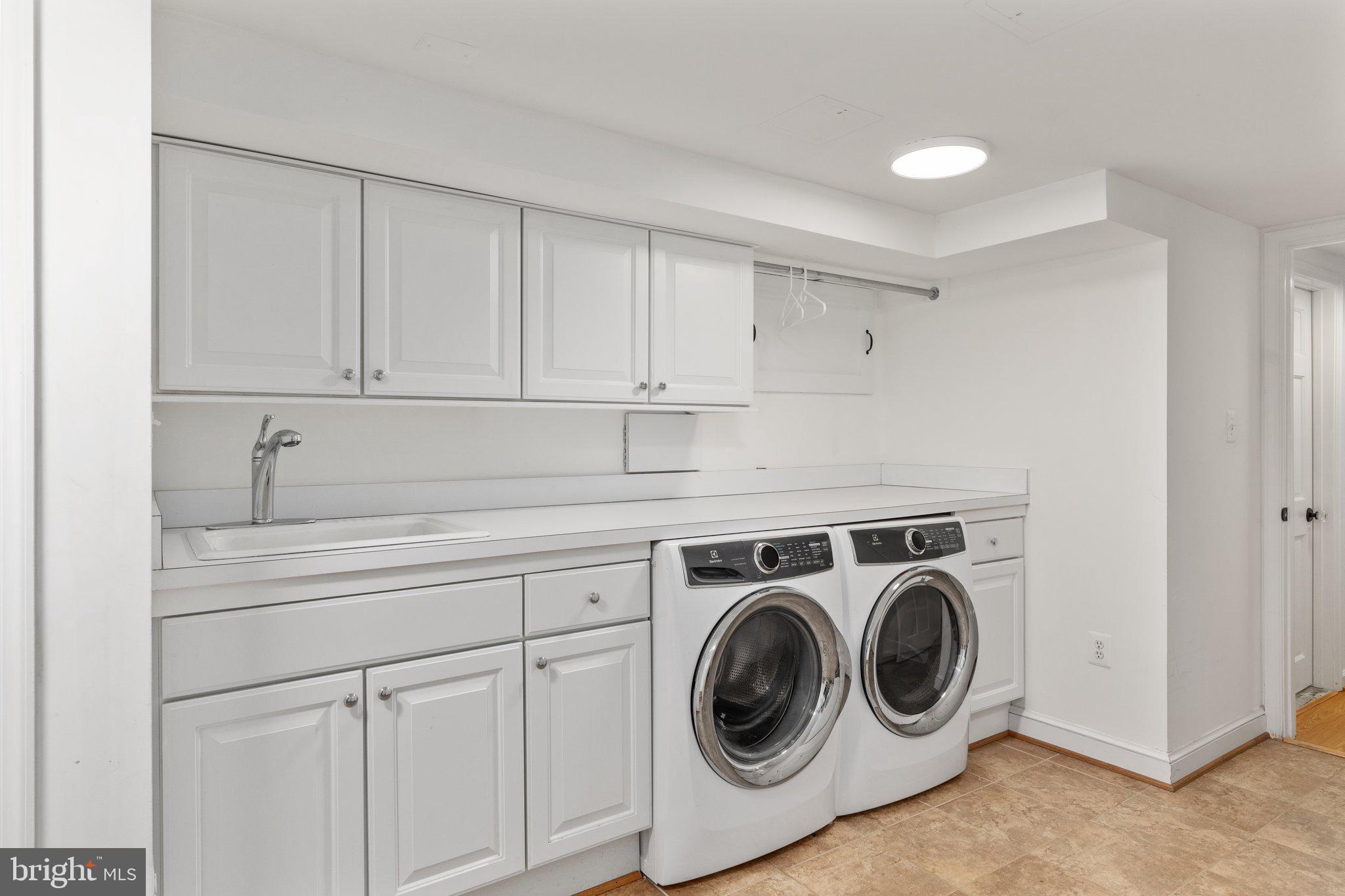 DANIELS - Residential