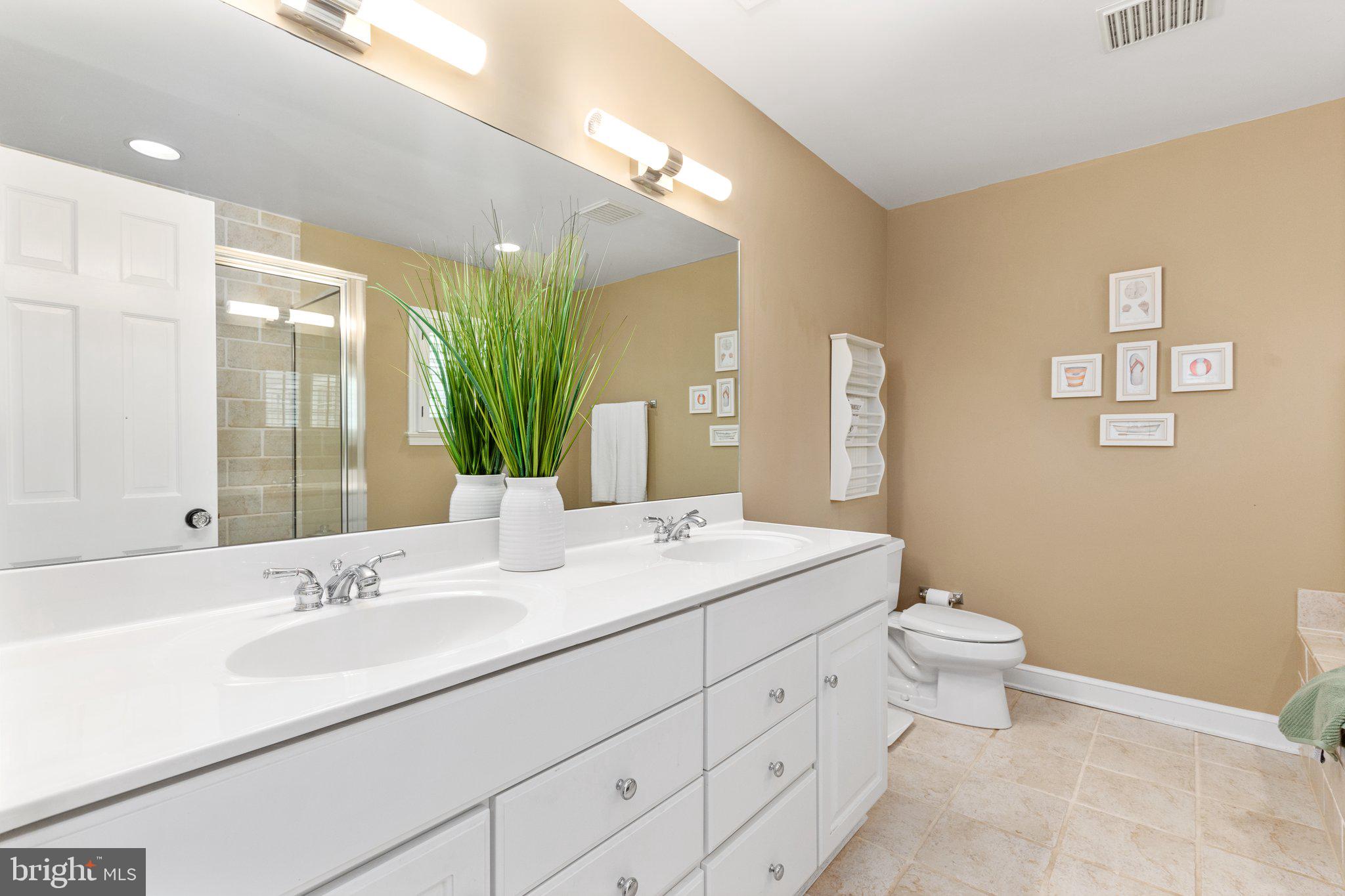 DANIELS - Residential