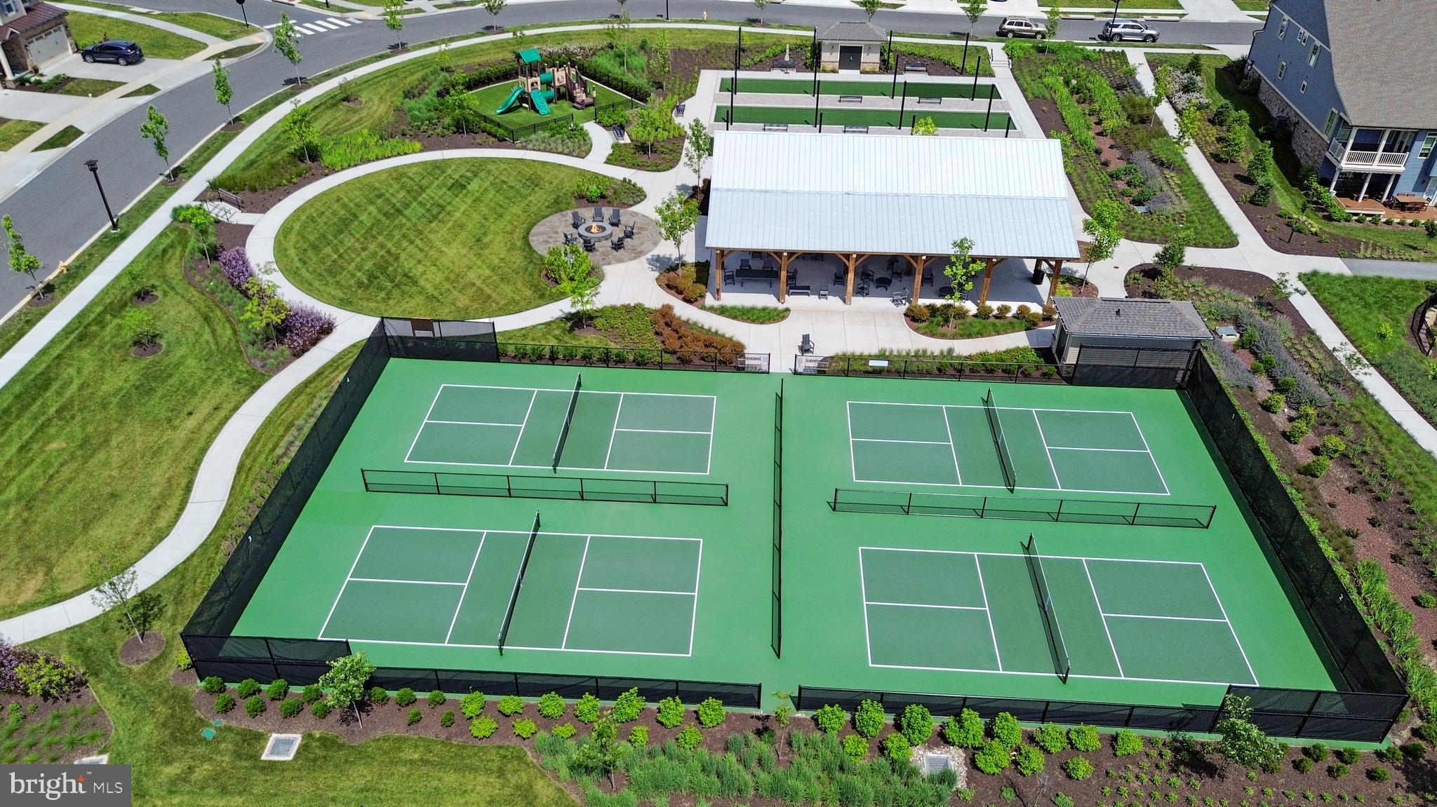 URBANA - Residential