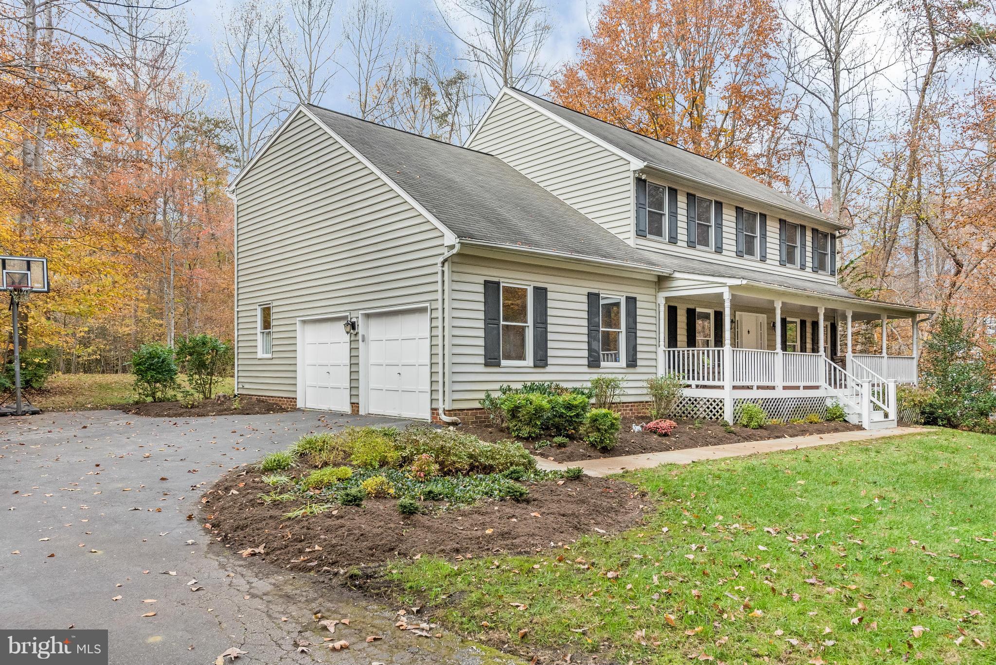 HERMITAGE WOODS CONDOMINIUM - Residential