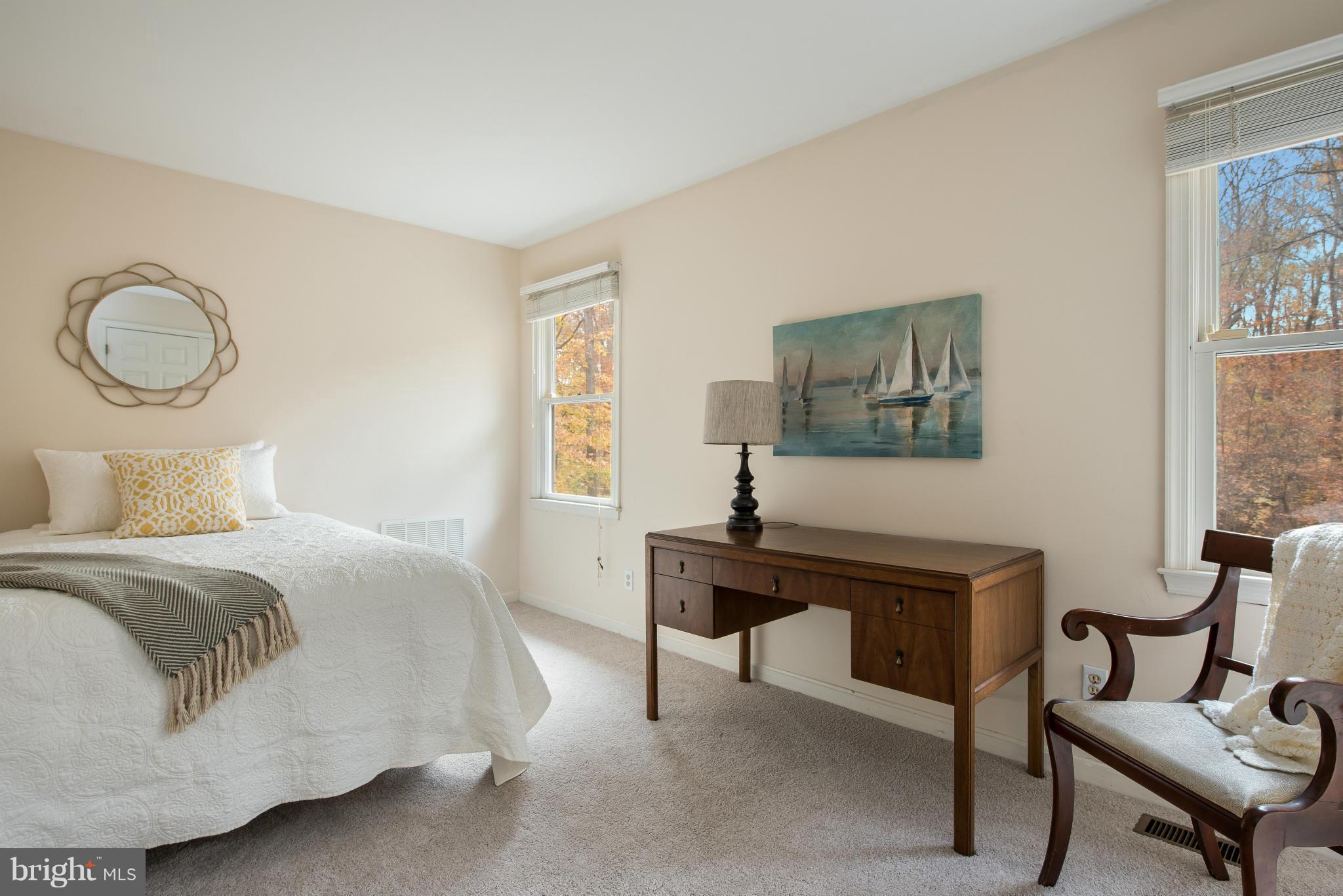 HERMITAGE WOODS CONDOMINIUM - Residential