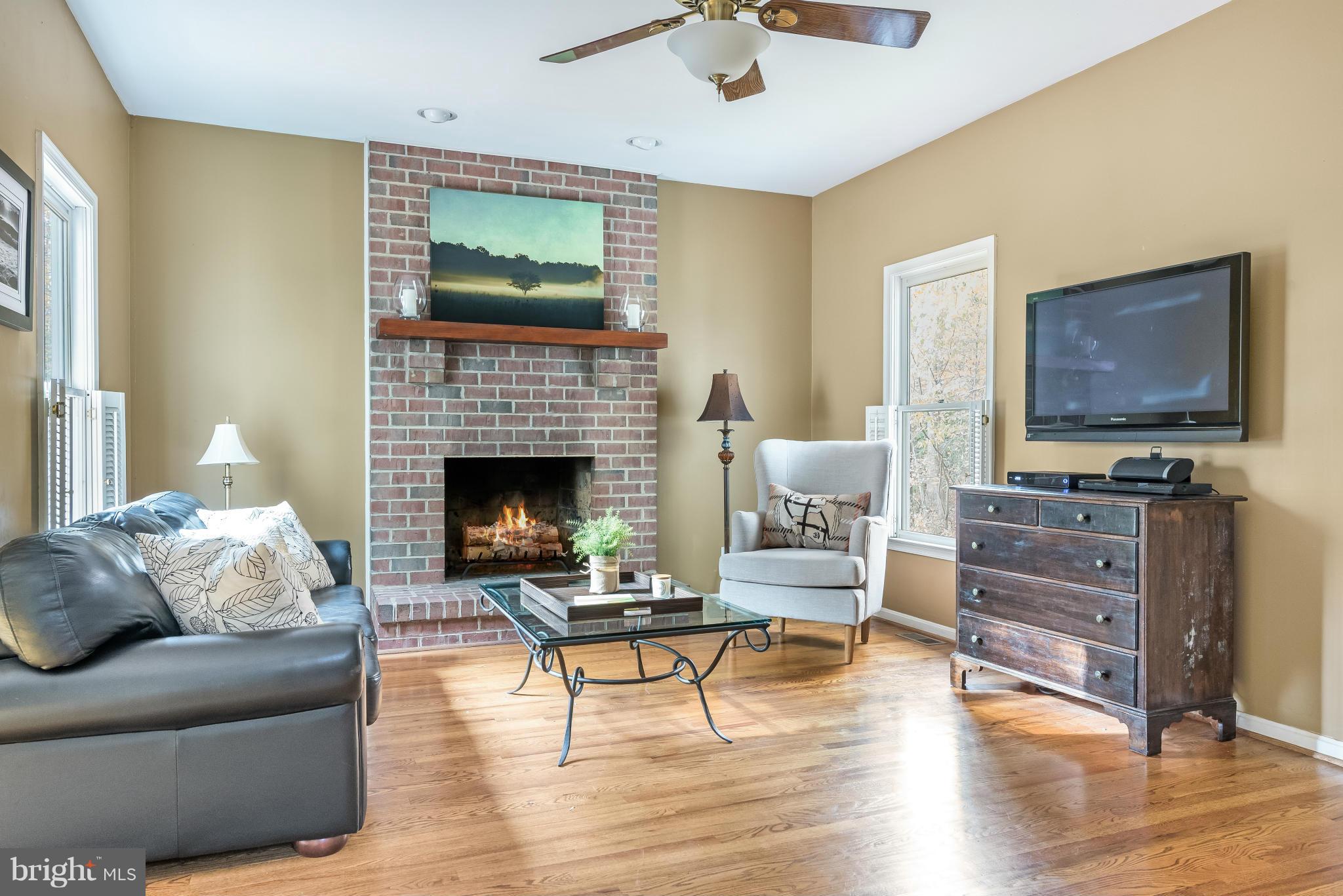 HERMITAGE WOODS CONDOMINIUM - Residential