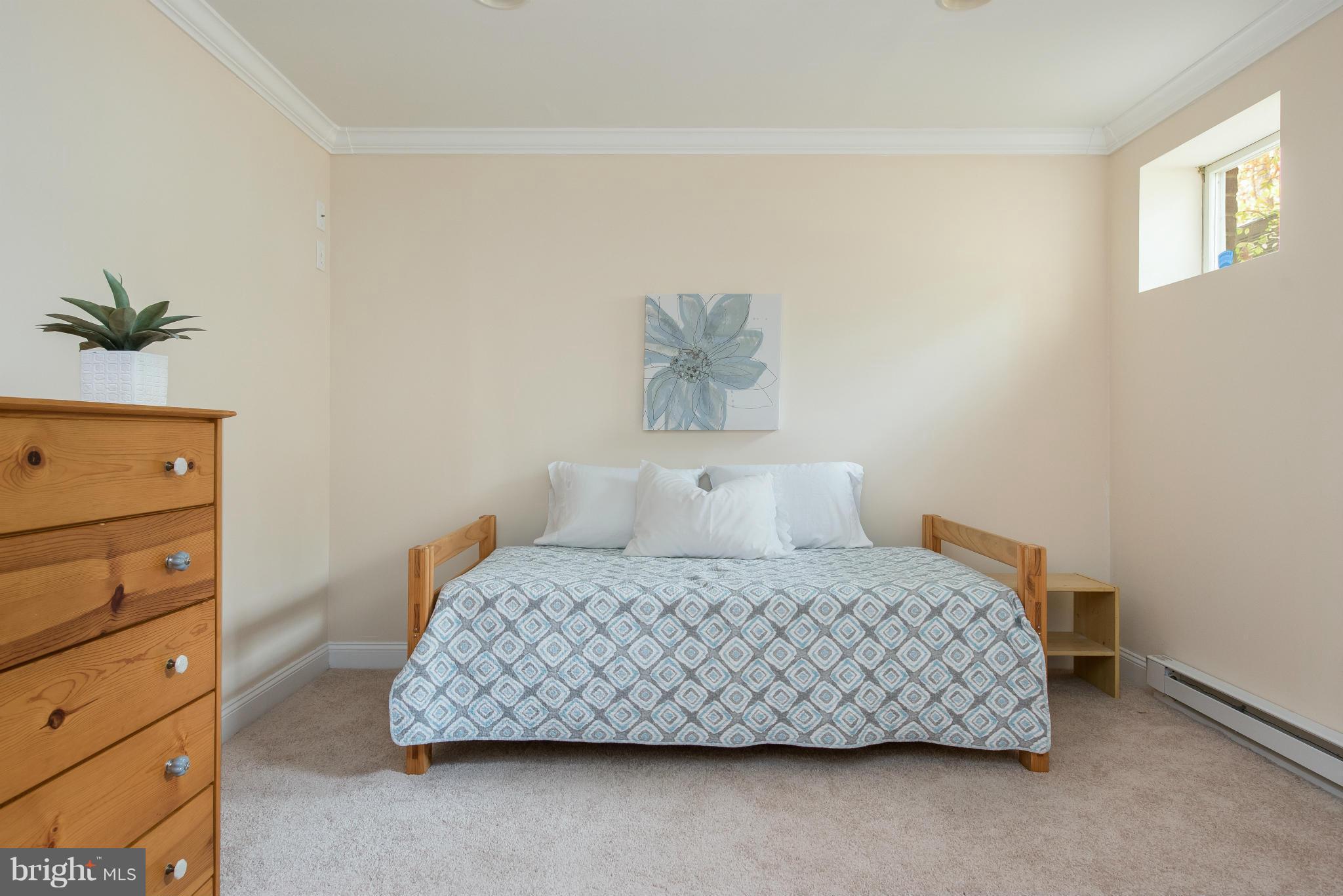 HERMITAGE WOODS CONDOMINIUM - Residential